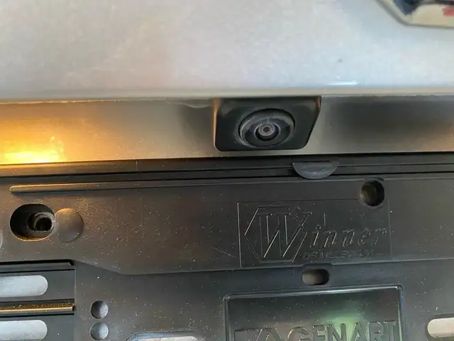 MG HS view 14
