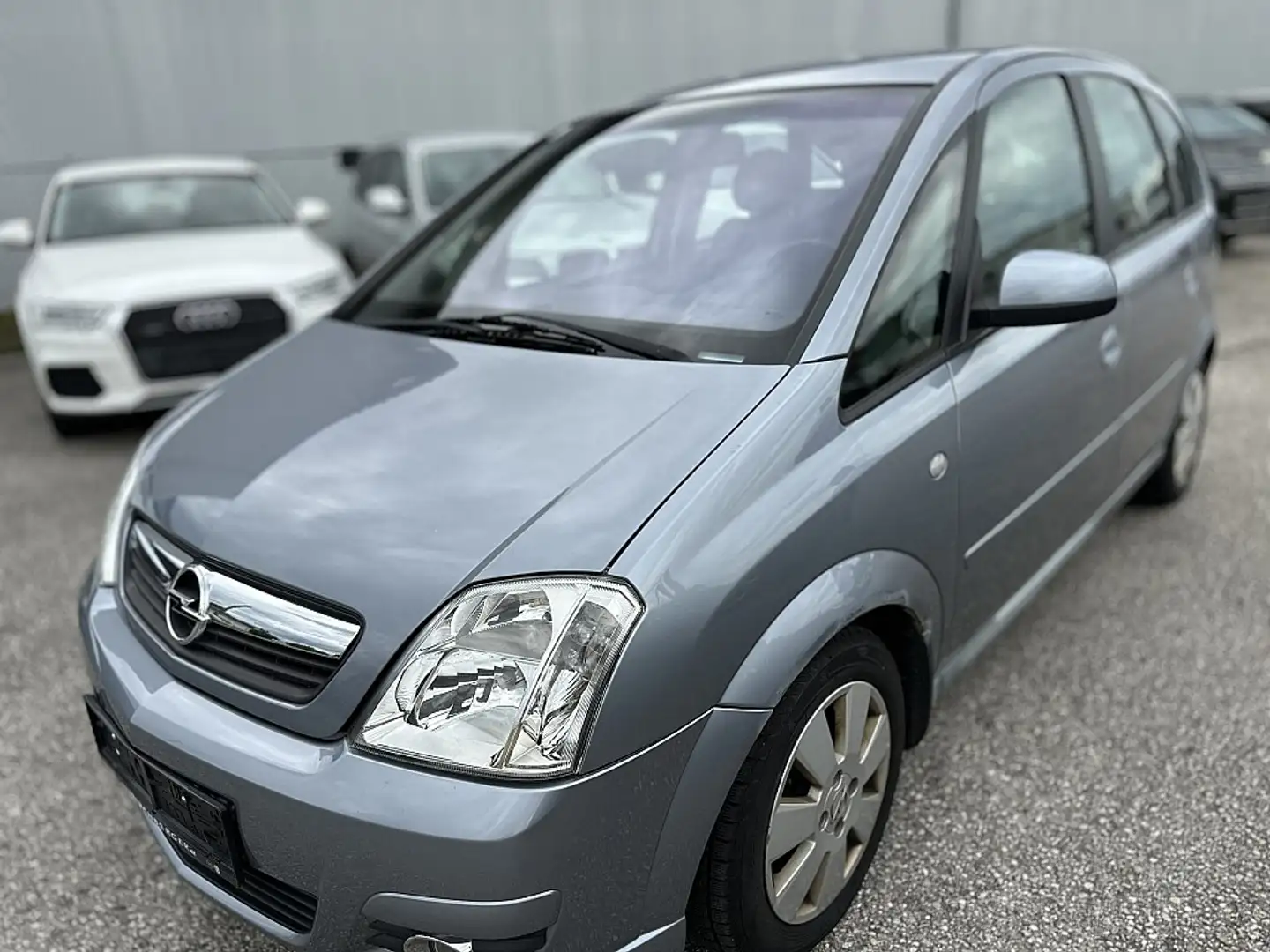 Opel Meriva 1,3 CDTI ecoFlex Edition DPF Grau - 1