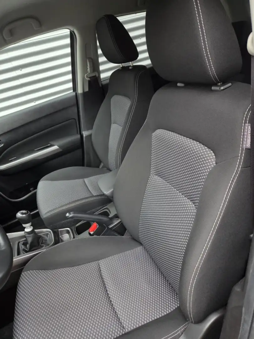 Suzuki Vitara 1.4 B.jet Select SH Schwarz - 2
