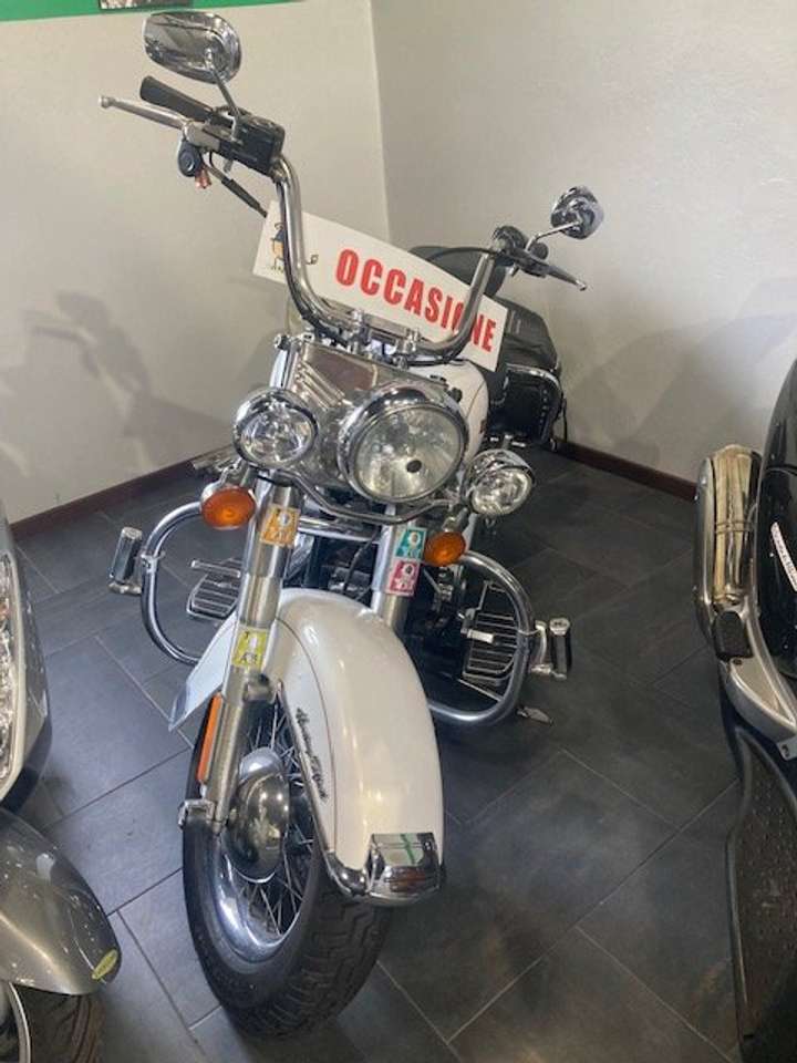 Harley-Davidson Heritage Softail 1.6 tipo F52 variante L6F