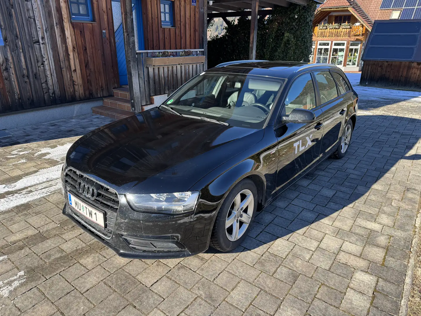 Audi A4 Avant 2.0 TDI DPF S line Sportpaket - 2