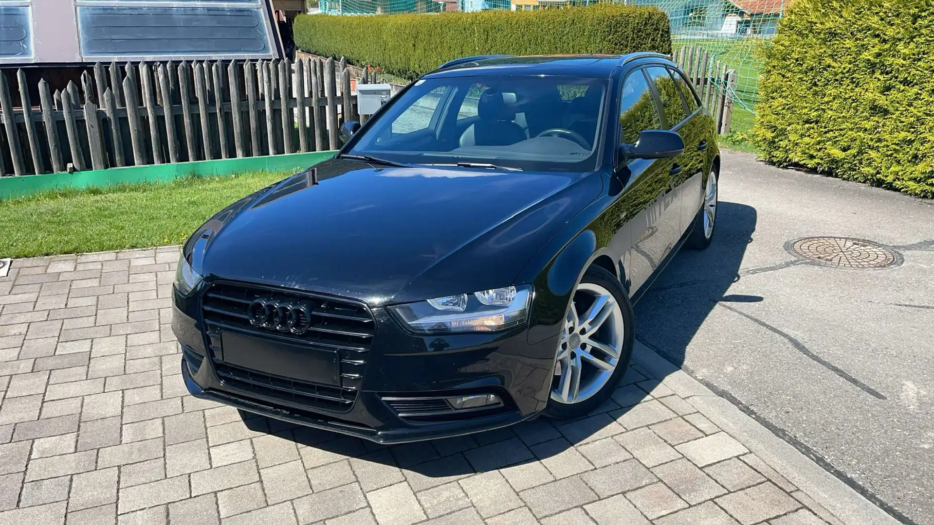 Audi A4 Avant 2.0 TDI DPF S line Sportpaket - 1