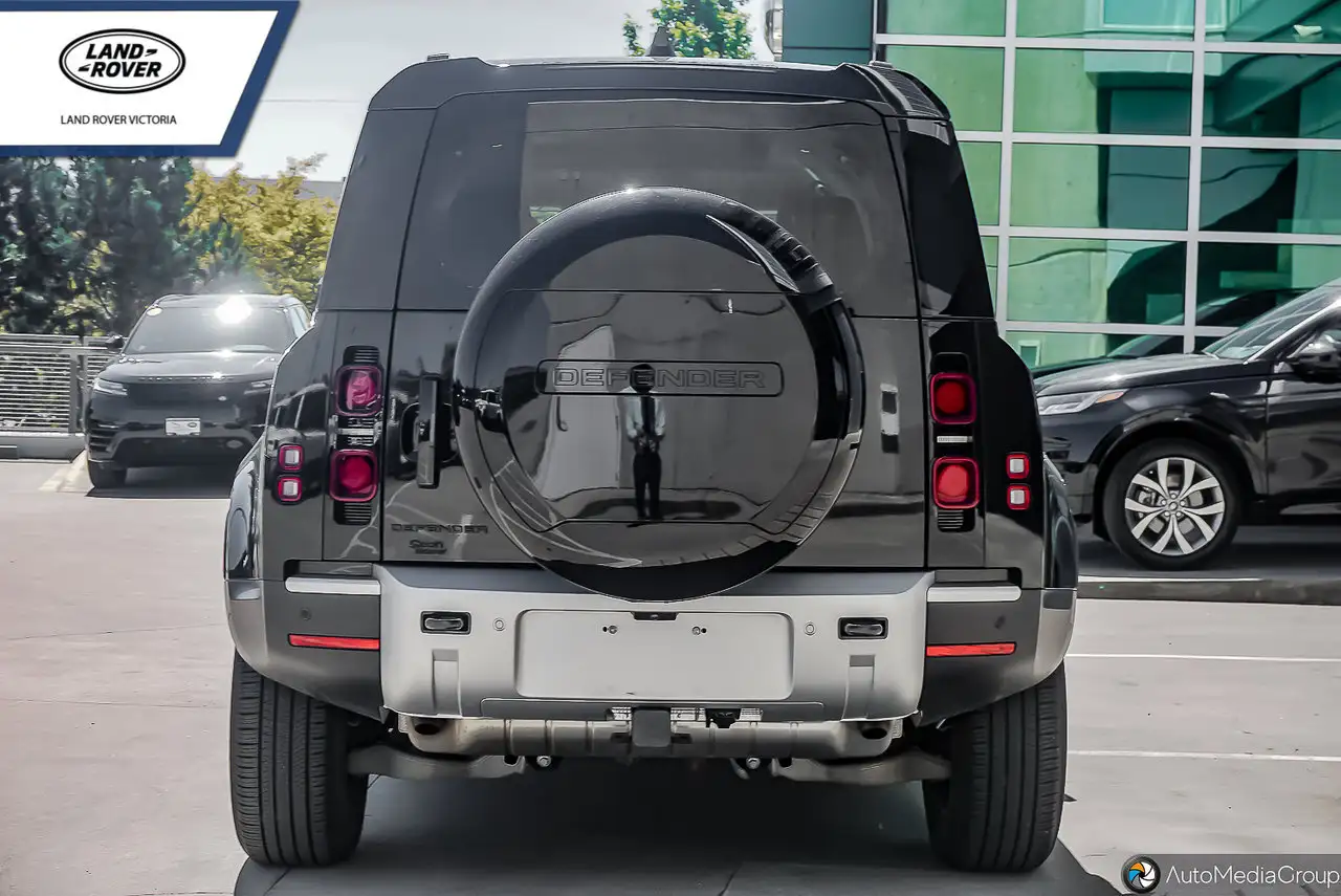 Land Rover Defender снимка Land Rover Defender