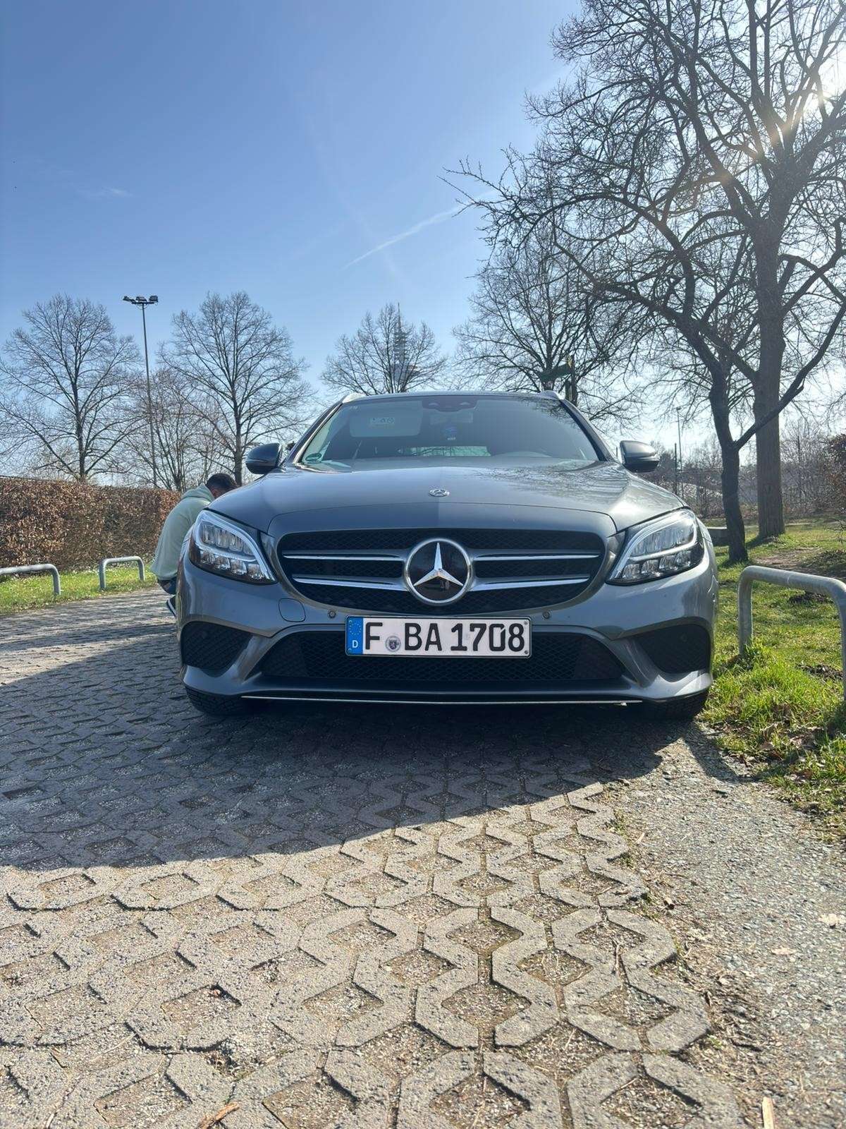 Second hand Mercedes Benz C-Class 200