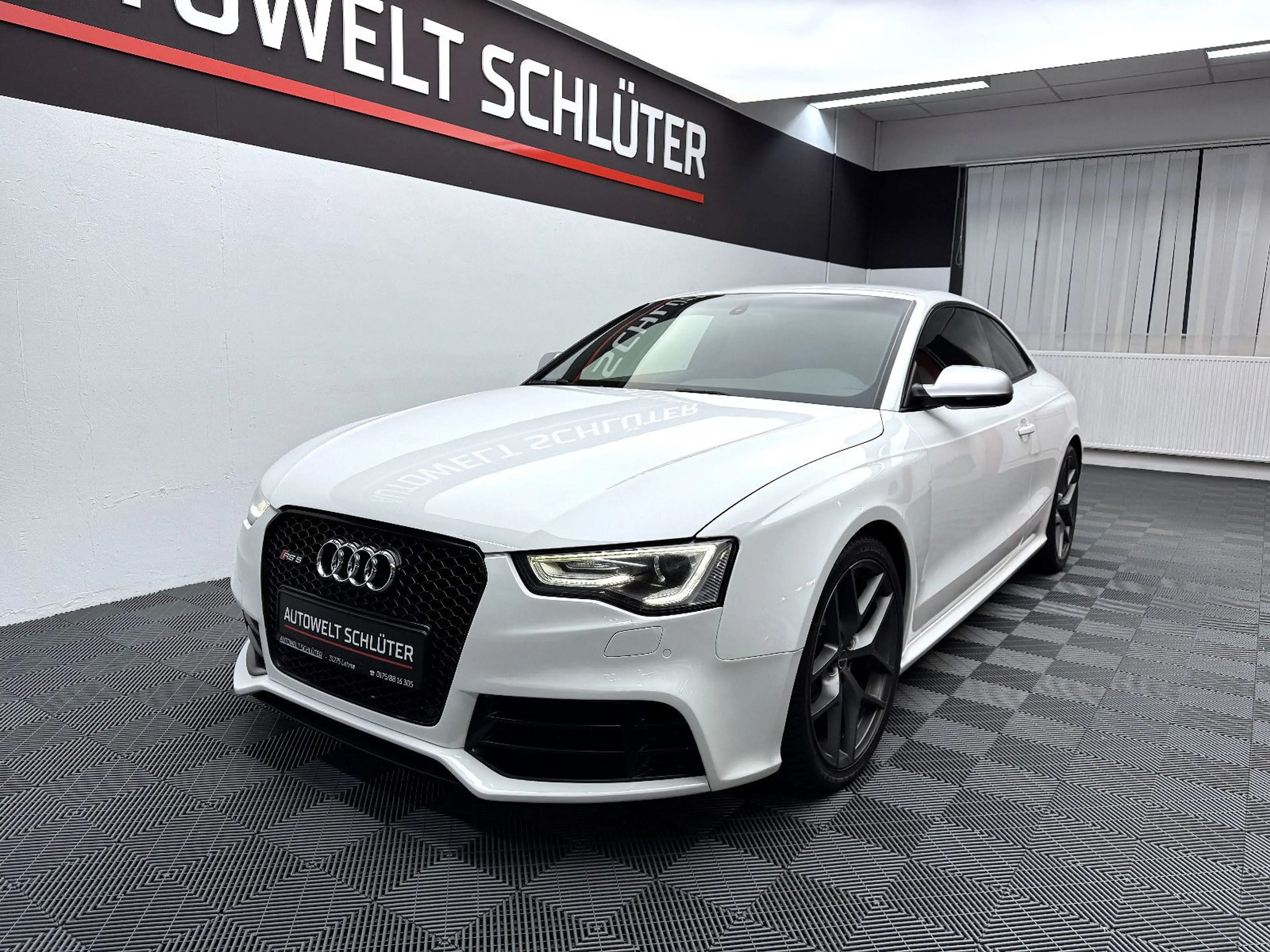 Audi RS5 Coupe 4.2 FSI quattro