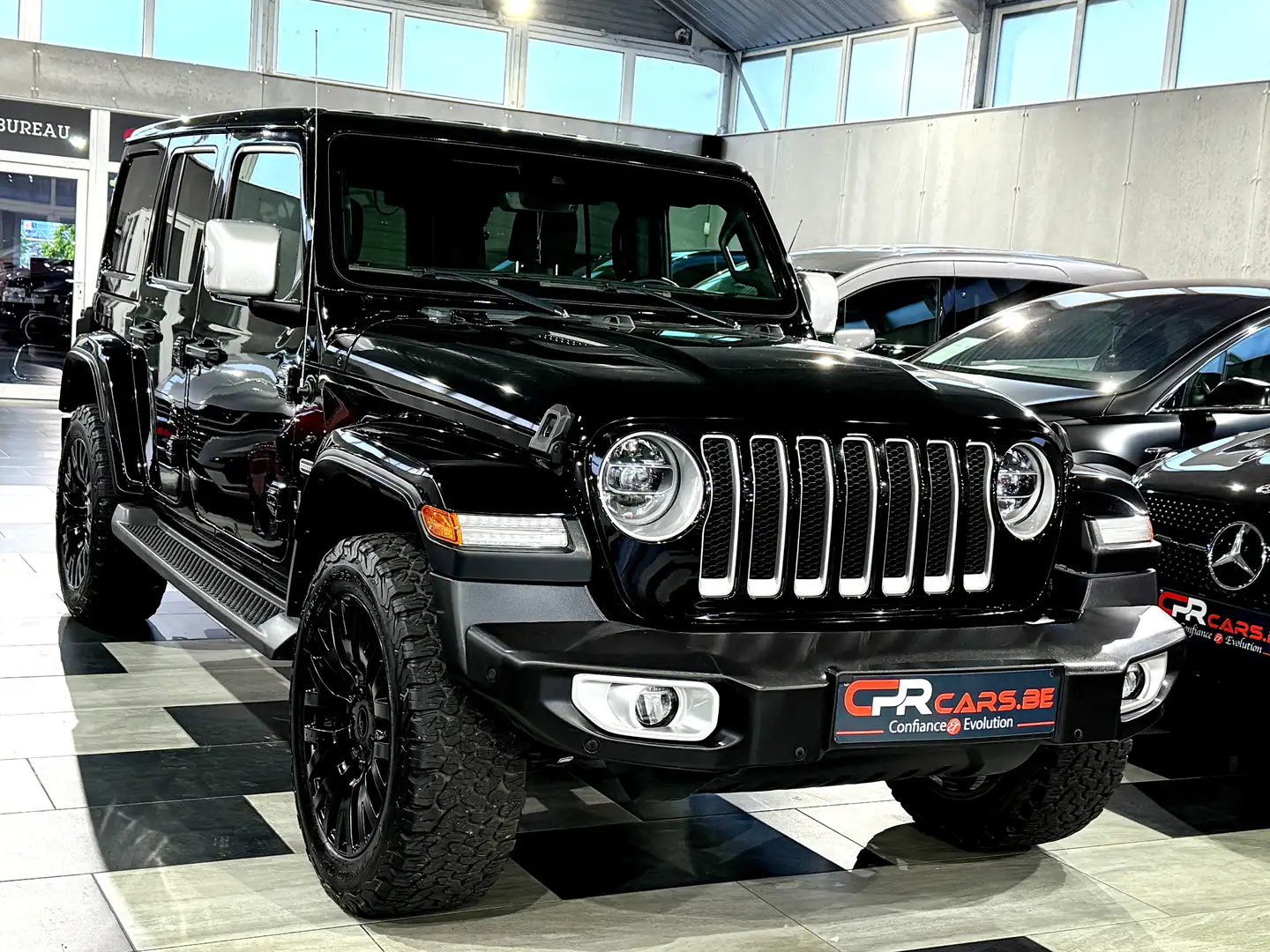 Jeep Wrangler 2.2 CRDi Overland Black Edition 1e Main Etat Neuf Zwart - 2