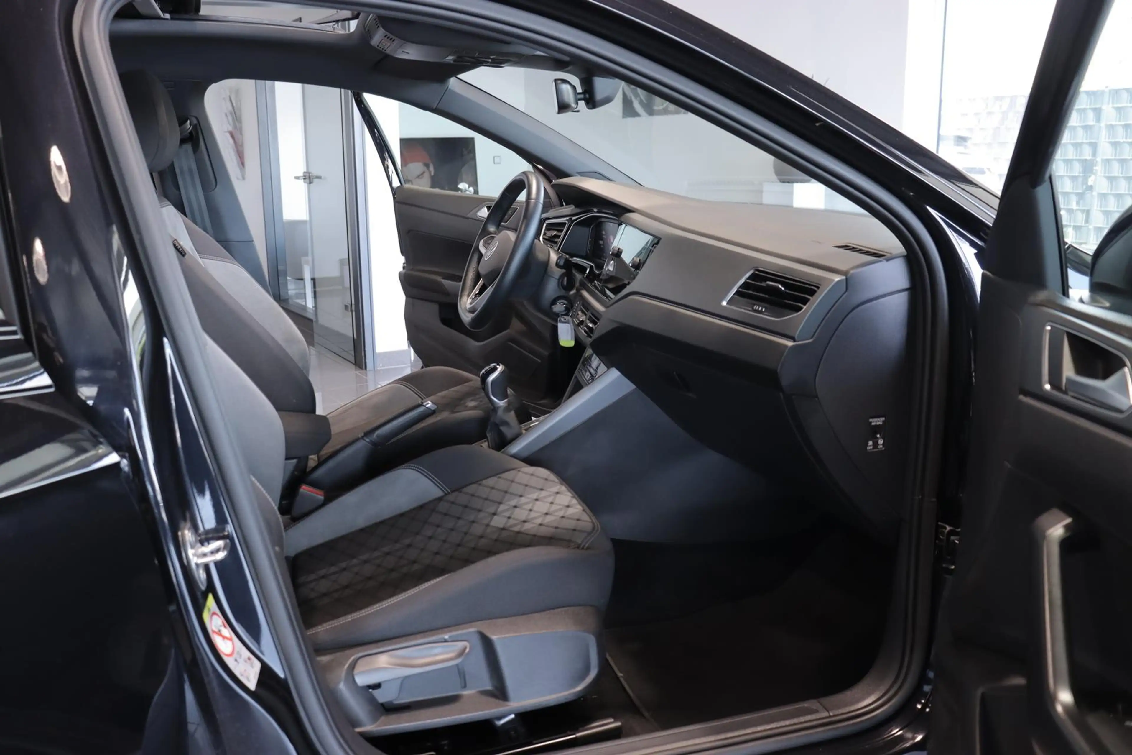 Volkswagen Taigo 1.0 TSI R-Line *PANO*ACC*SOFORT VERFÜGBAR* — photo 13
