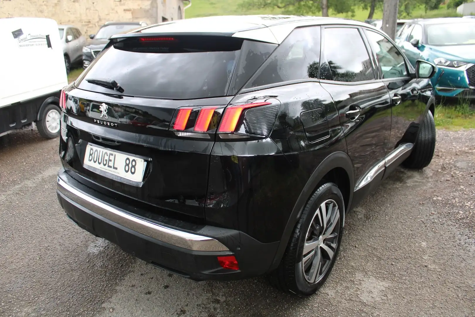 Peugeot 3008 ALLURE 130 CV ESSENCE GPS 3D CAMÉRA FULL LED AUDIO Noir - 2