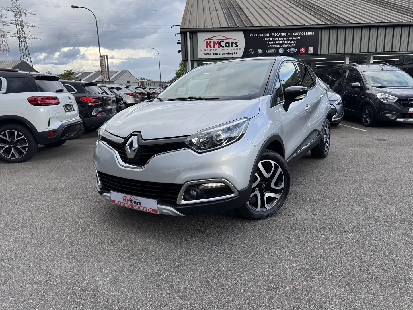 Renault Captur Captur 0.9 TCe ESSENCE/AIRCO/ CAMERA / NAVIGATION Grau - 1
