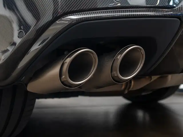 Lamborghini Urus view 13