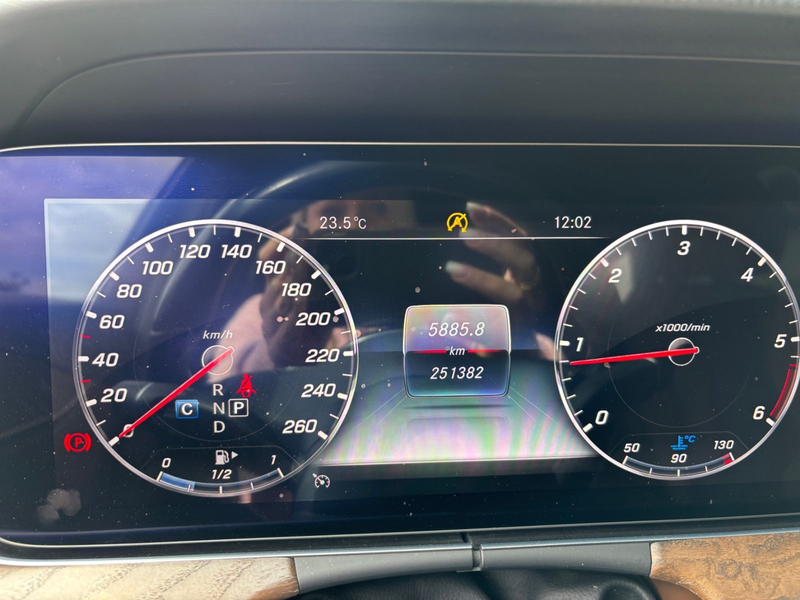 Mercedes-Benz E 220 Wide Screen 360 Kam. Navi Temp. LED — photo 11