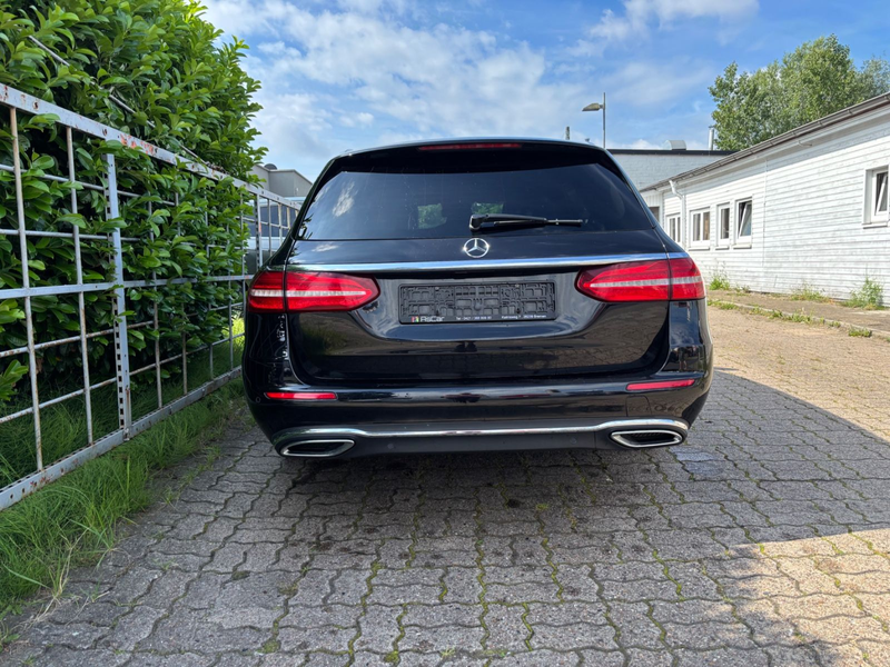 Mercedes-Benz E 220 Wide Screen 360 Kam. Navi Temp. LED — photo 5