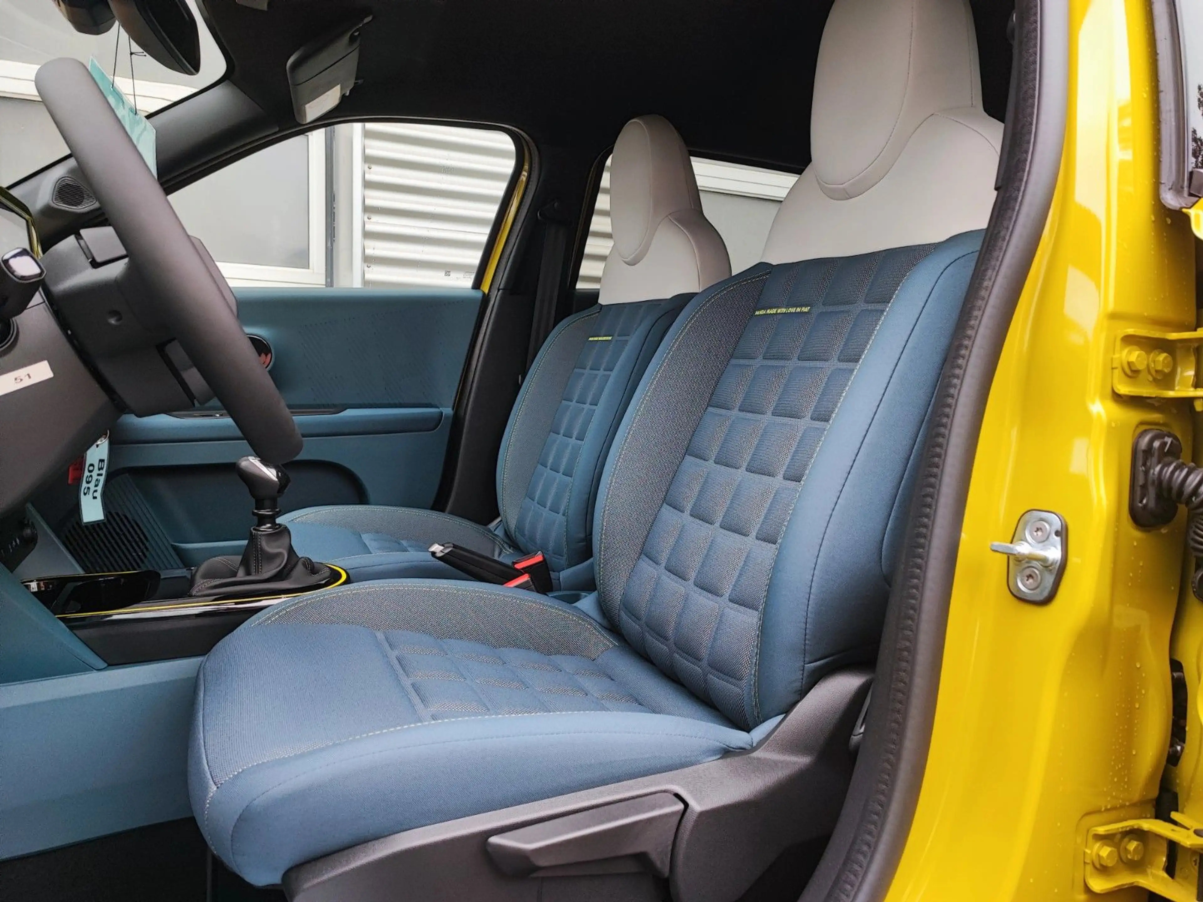 Fiat Grande Panda 1.2 Turbo 74 kW La Prima — photo 7