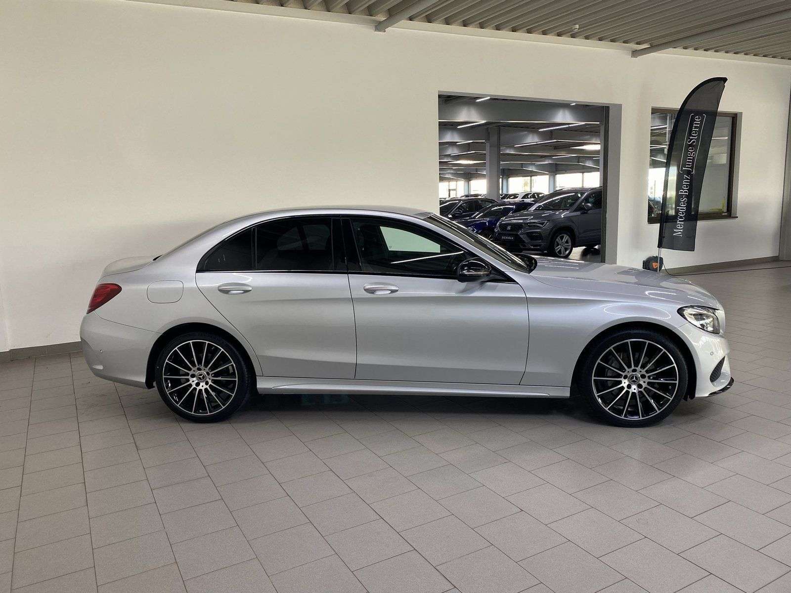 Mercedes-Benz C 220