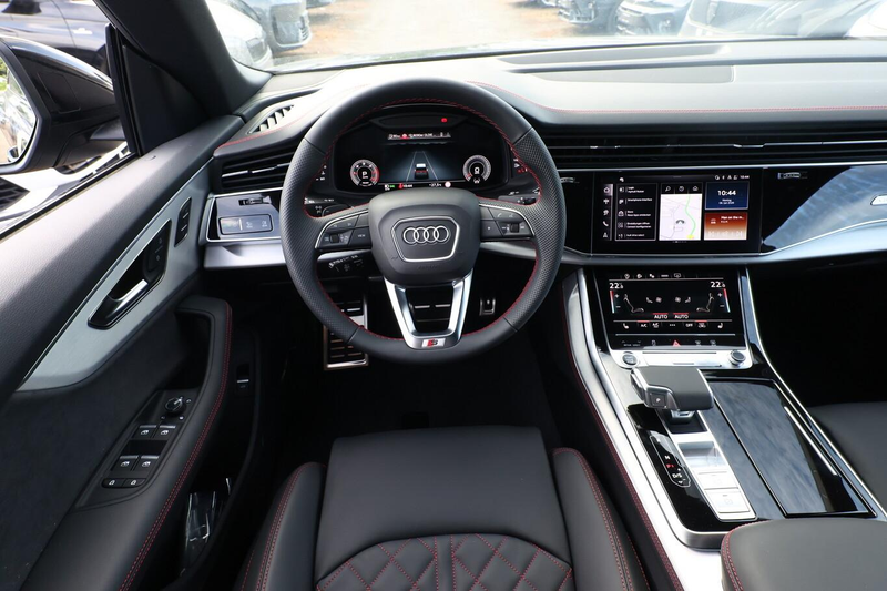 Audi Q8 S line 2xS AssistenzP+ 22Z Laser Pano B&O AHK 2... — photo 7