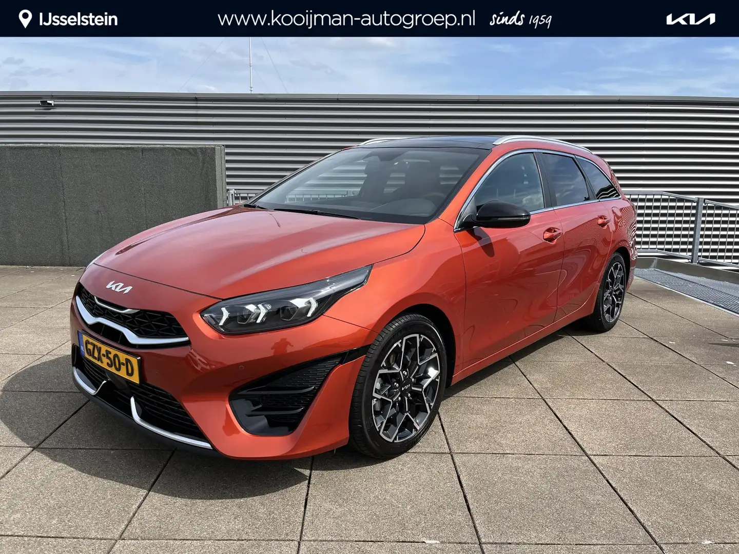 Kia Ceed SW / cee'd SW Sportswagon 1.5 T-GDi GT-Line AUTOMAAT NAVIGATIE / Orange - 1