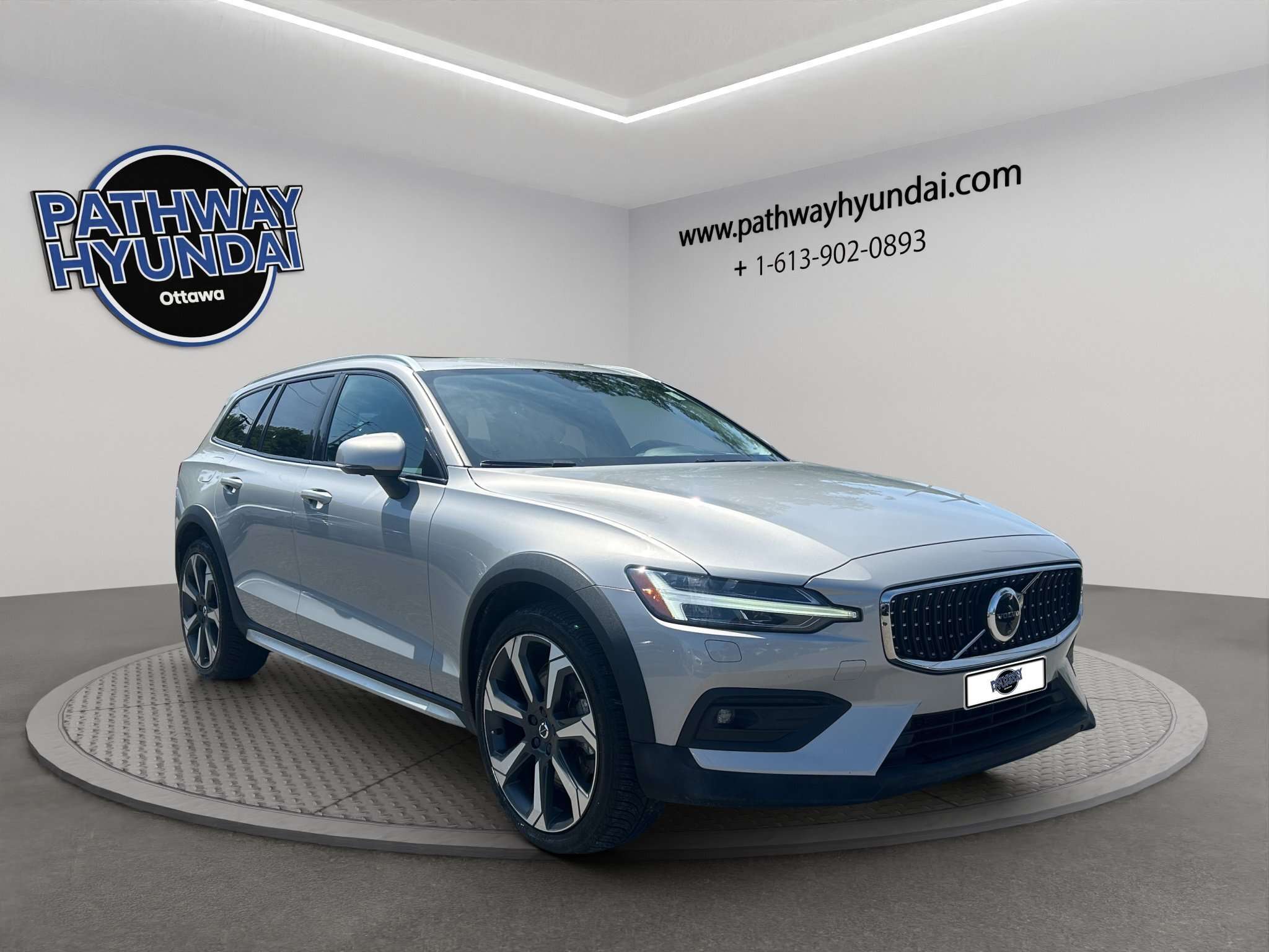 2024 Volvo V60 | Reverse Cam | Heated Seats
