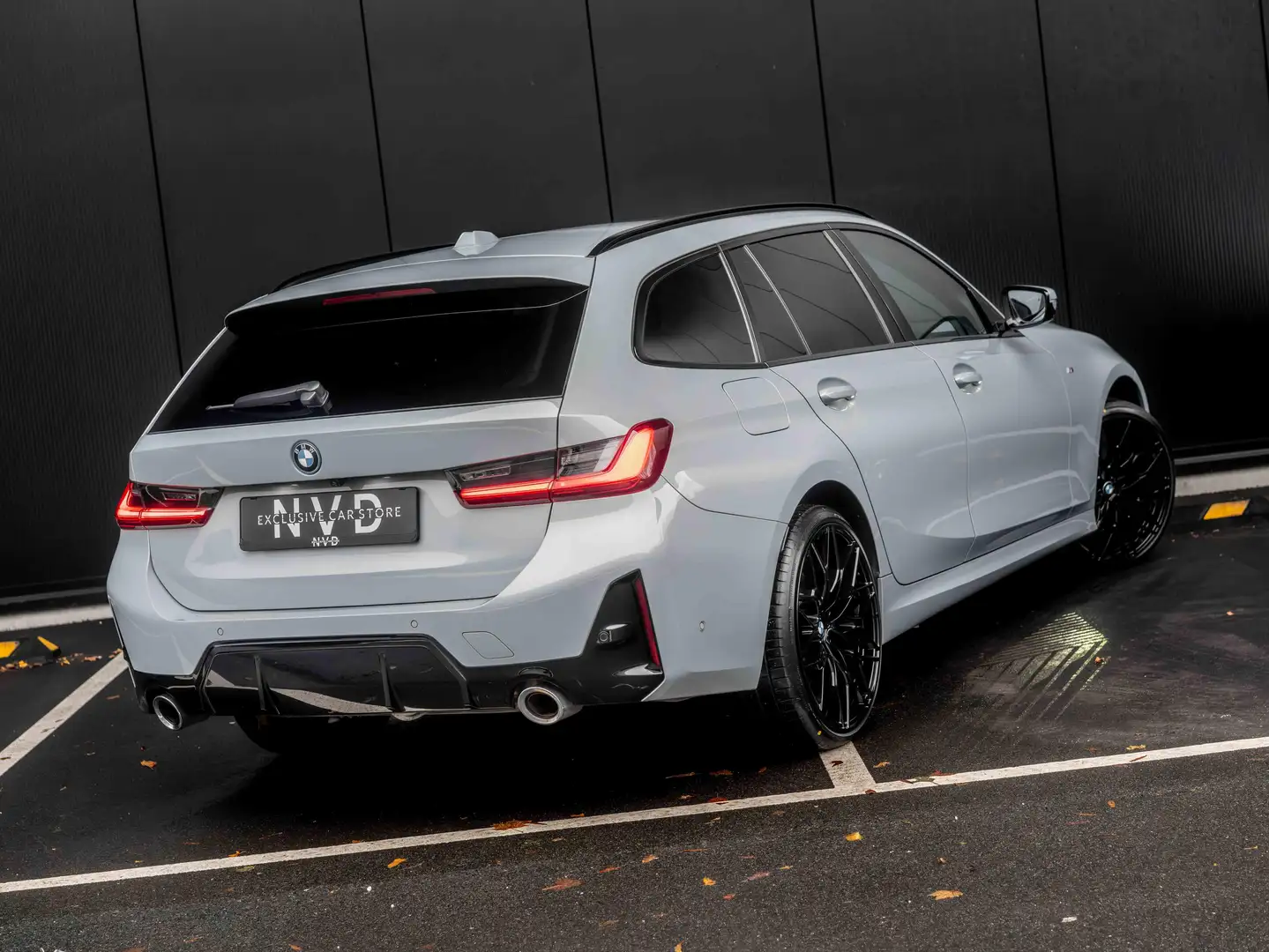 BMW 330 eX M Sport | Pano | Trekhaak | ACC | 360 | Hifi Gris - 2