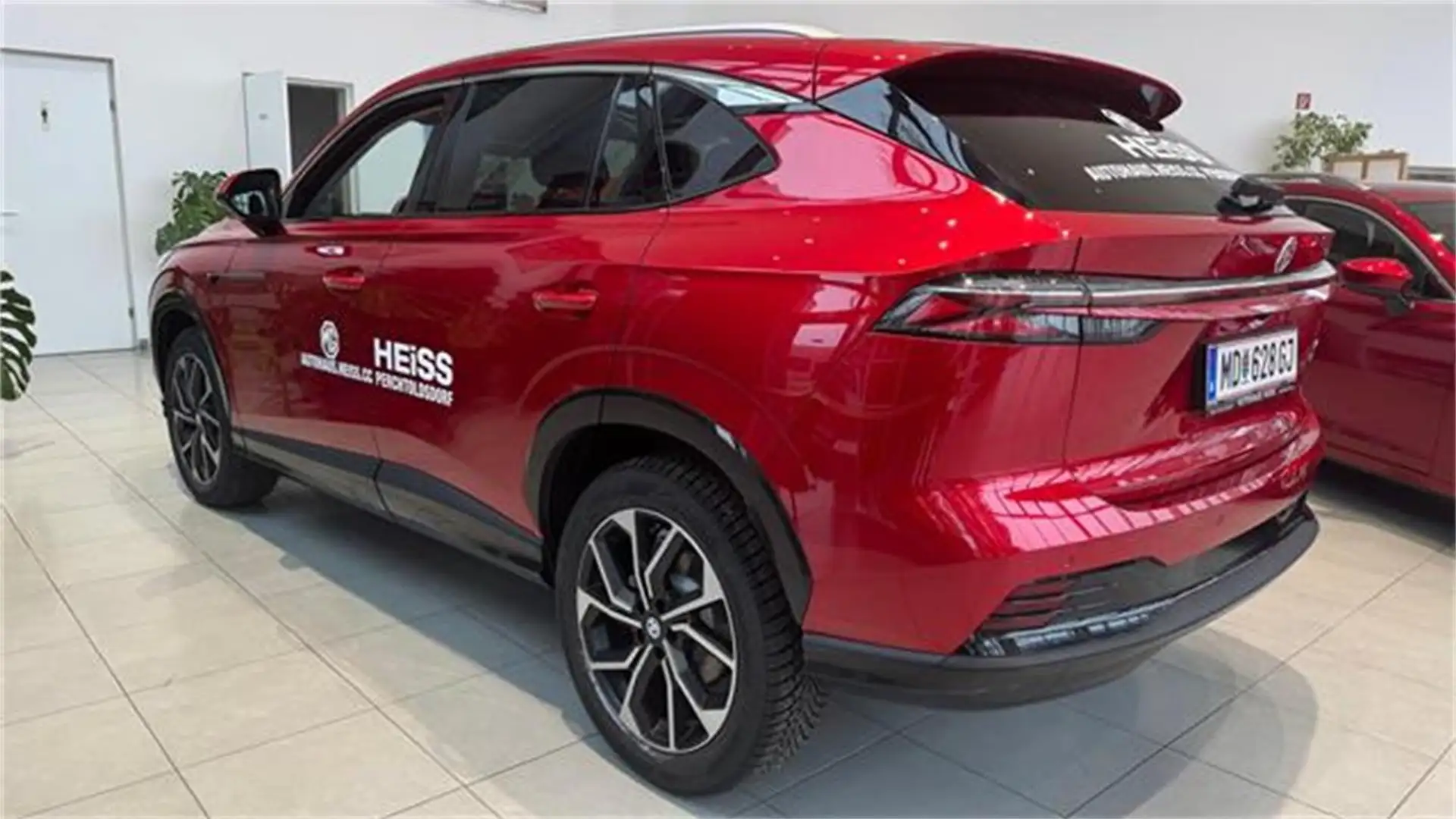 MG HS Hybrid+ Luxury 1,8Wh Aut. Rouge - 2