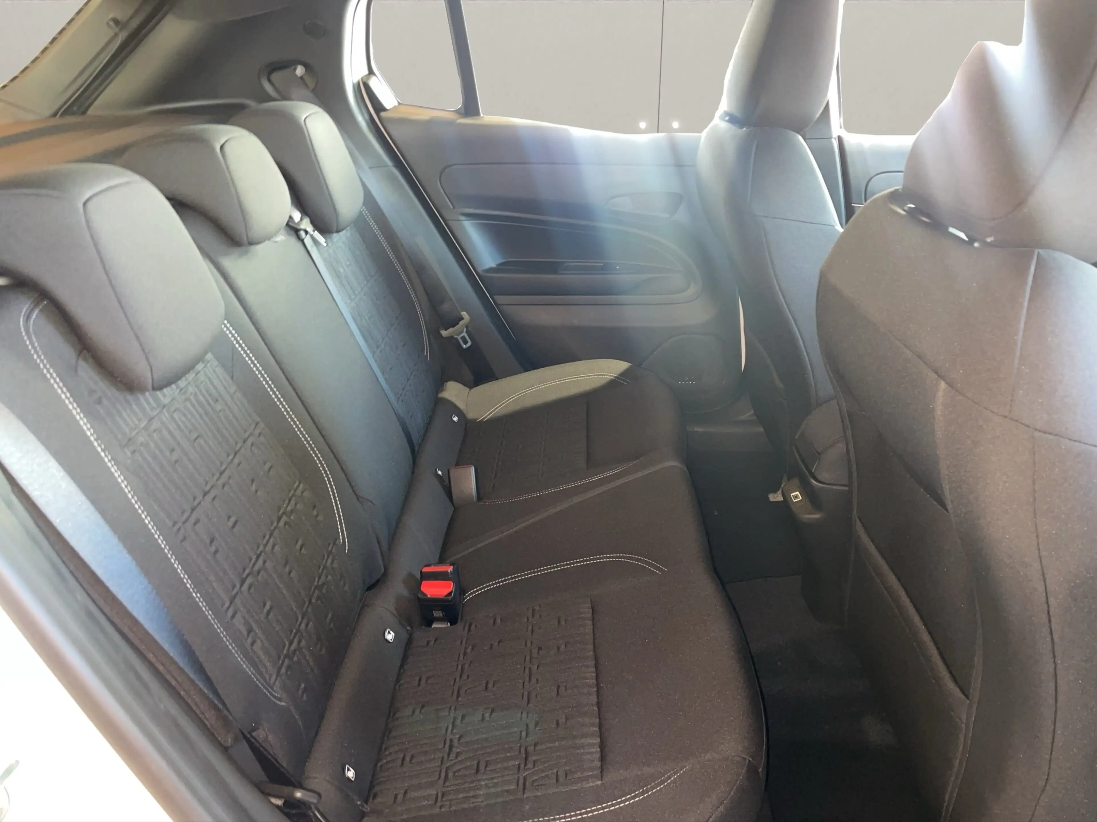 Fiat 600 1.2 Turbo 74 kW Street Edition ACC+SHZ+PDC — photo 15