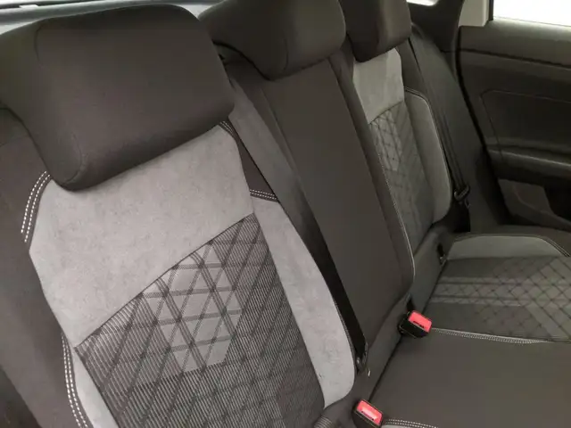 Volkswagen Taigo view 8