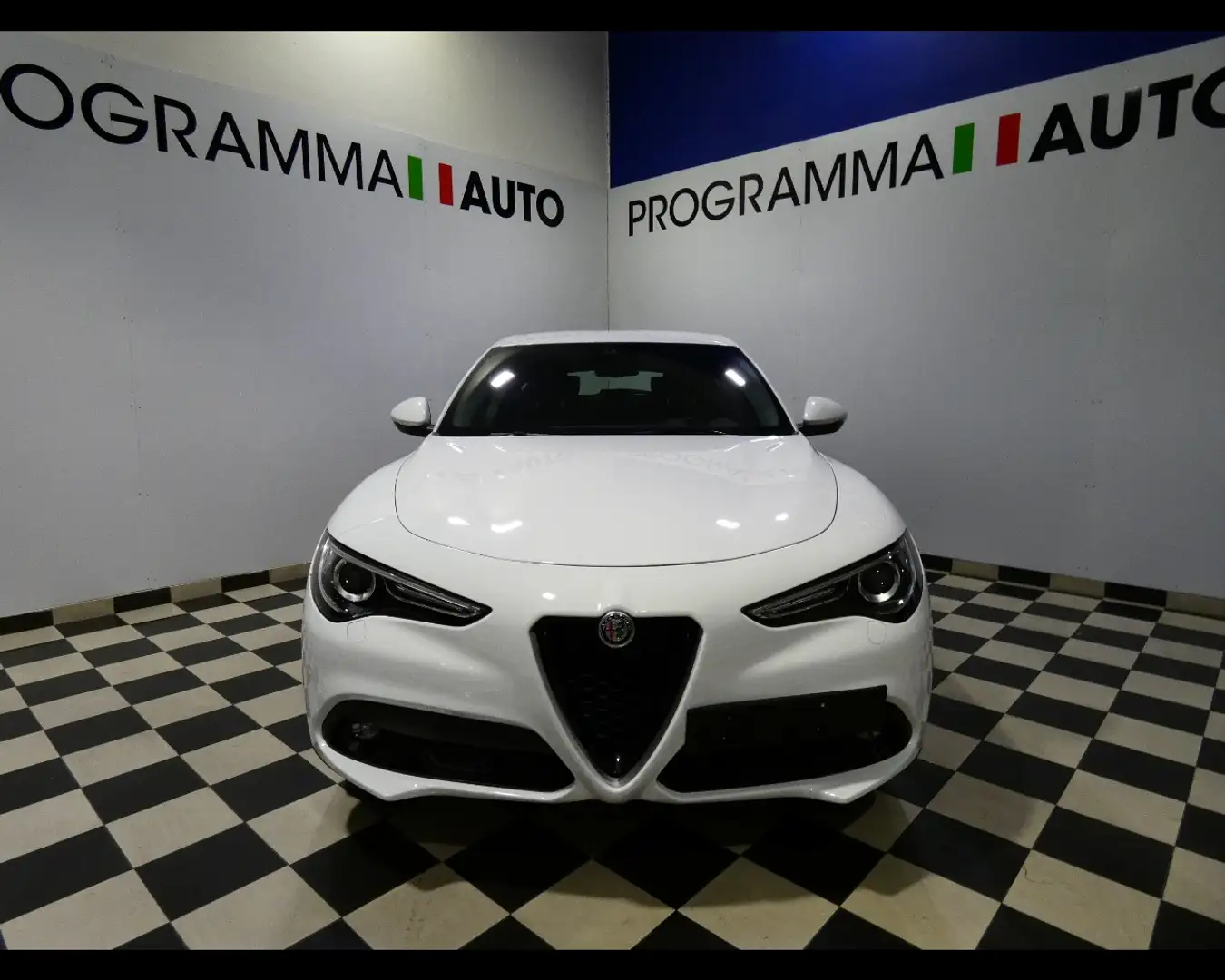 Alfa Romeo Stelvio 2.2 Turbo Sprint Bianco - 2