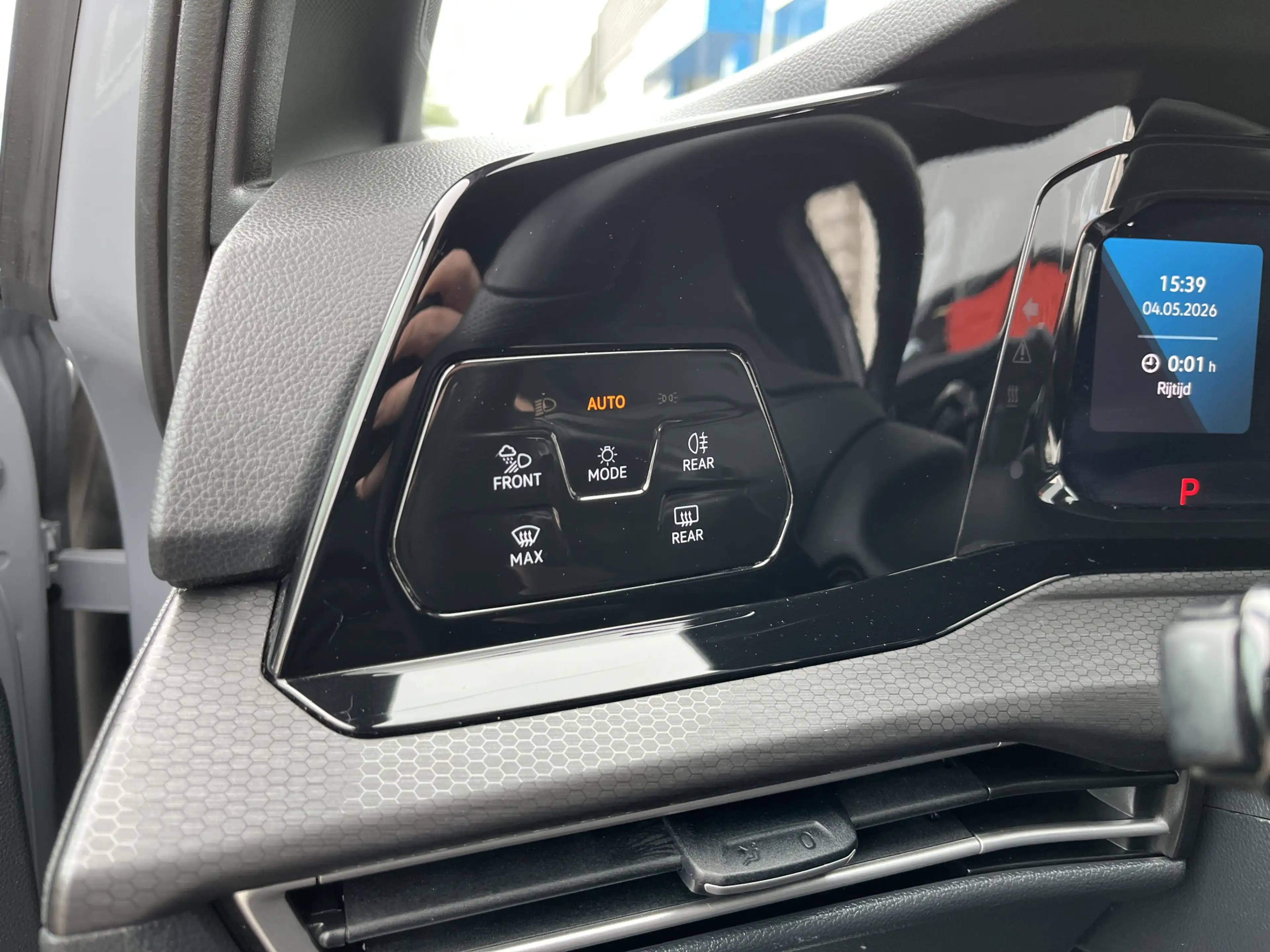 Volkswagen Golf GTE 1.4 eHybrid / AUTOMAAT/ 245 PK/ BLACK STYLE/ TREKH — photo 9
