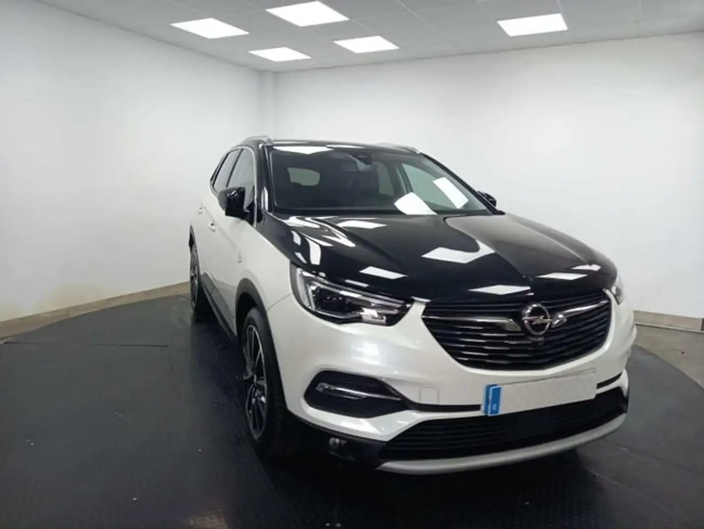 Opel Grandland PHEV HYB 300CV 4X4 ULT AT8 Blanc - 2