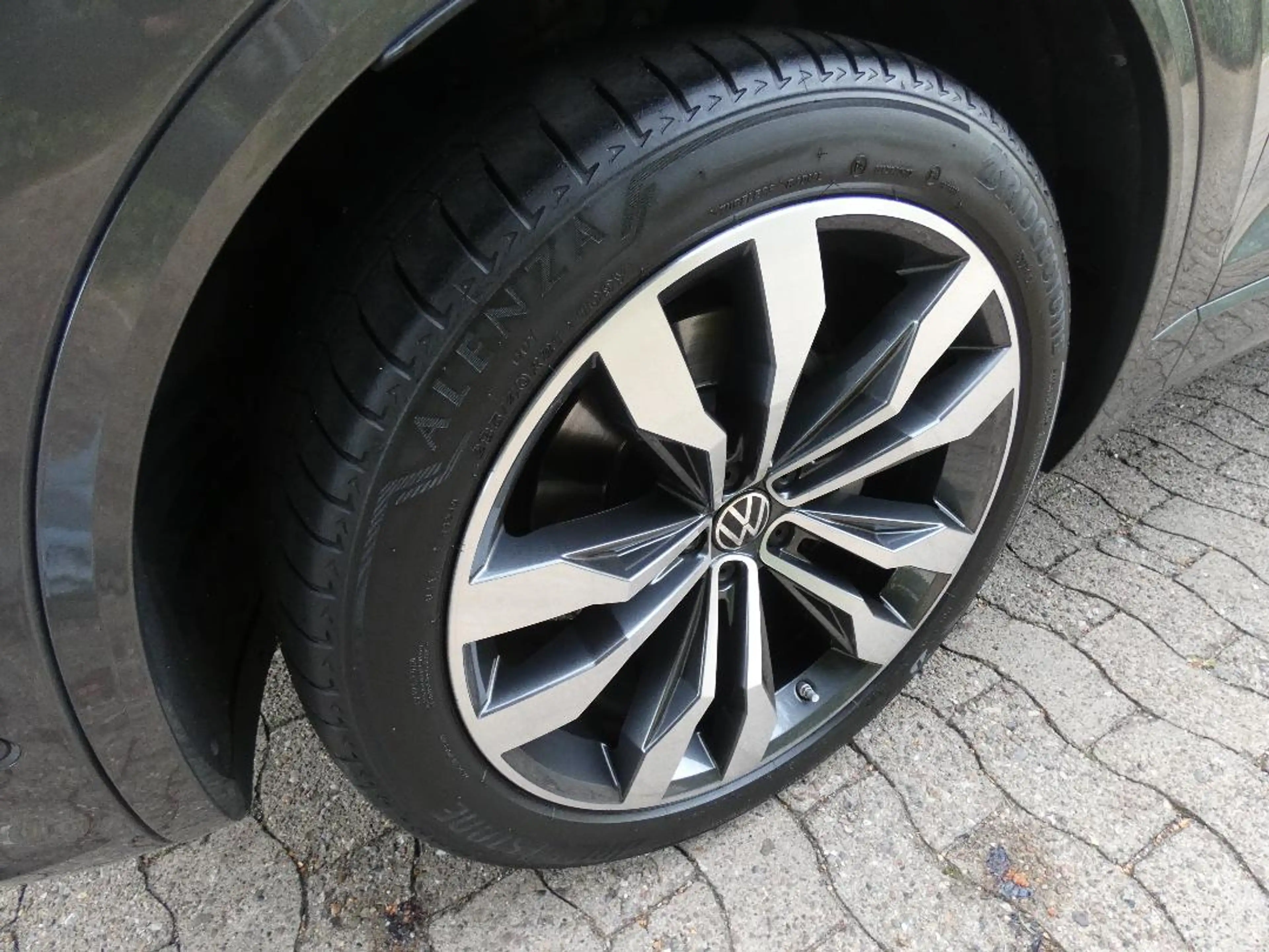 Volkswagen Touareg R-Line 3.0 TDI 4Motion Automatik MLED Navi — photo 14