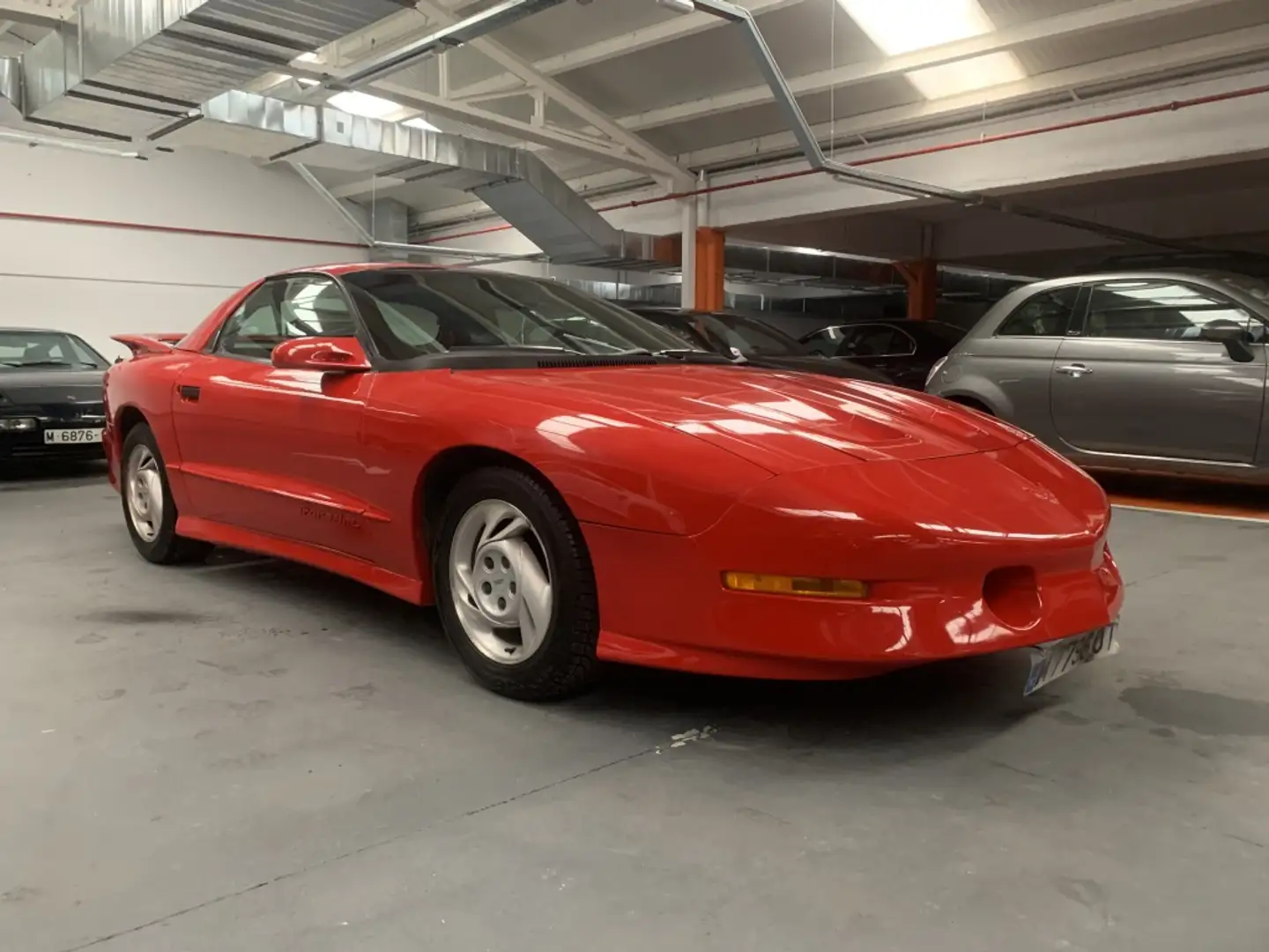 Pontiac Trans Am Coupé Rojo - 2