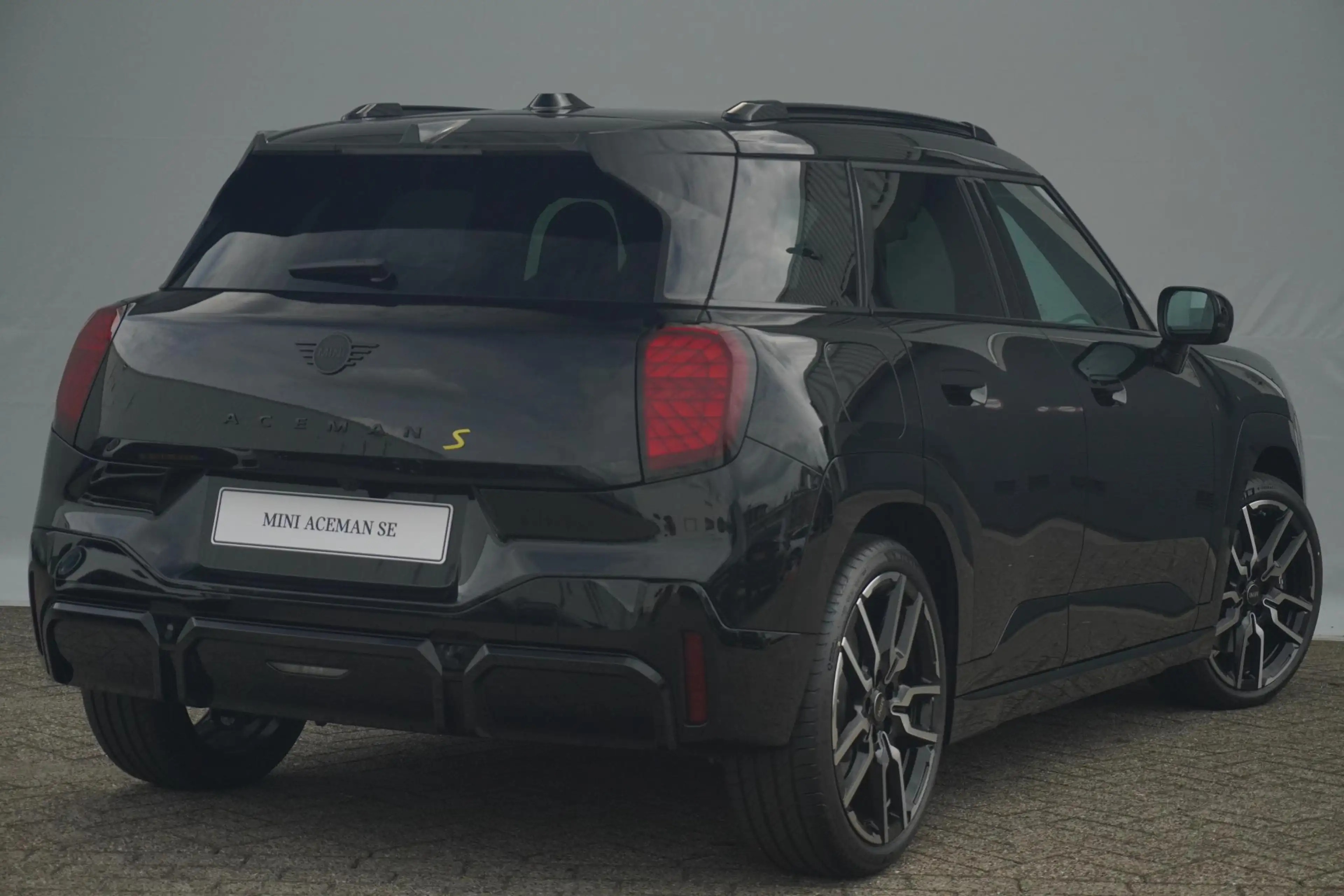 MINI Aceman SE John Cooper Works Trim | Pakket XL — photo 2
