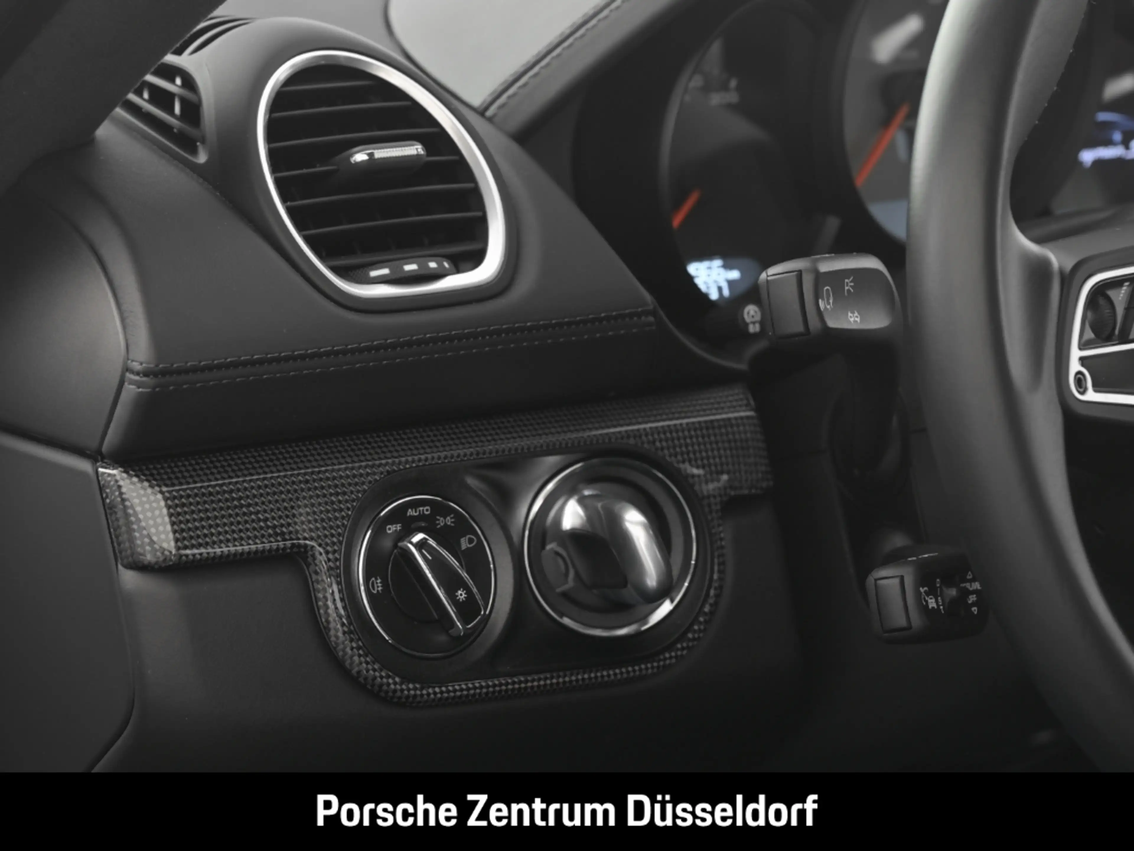 Porsche Cayman 718 S — photo 14
