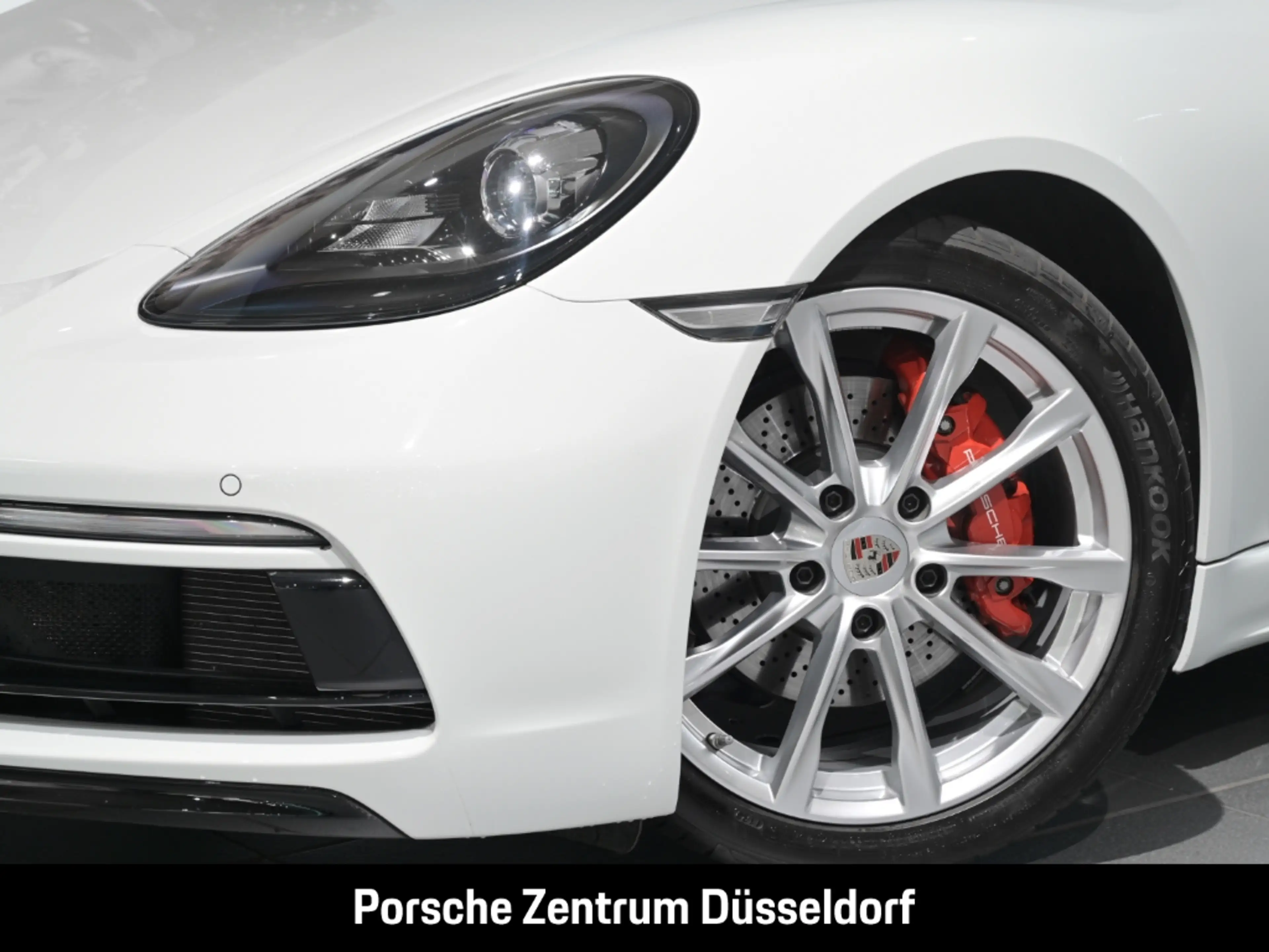 Porsche Cayman 718 S — photo 6