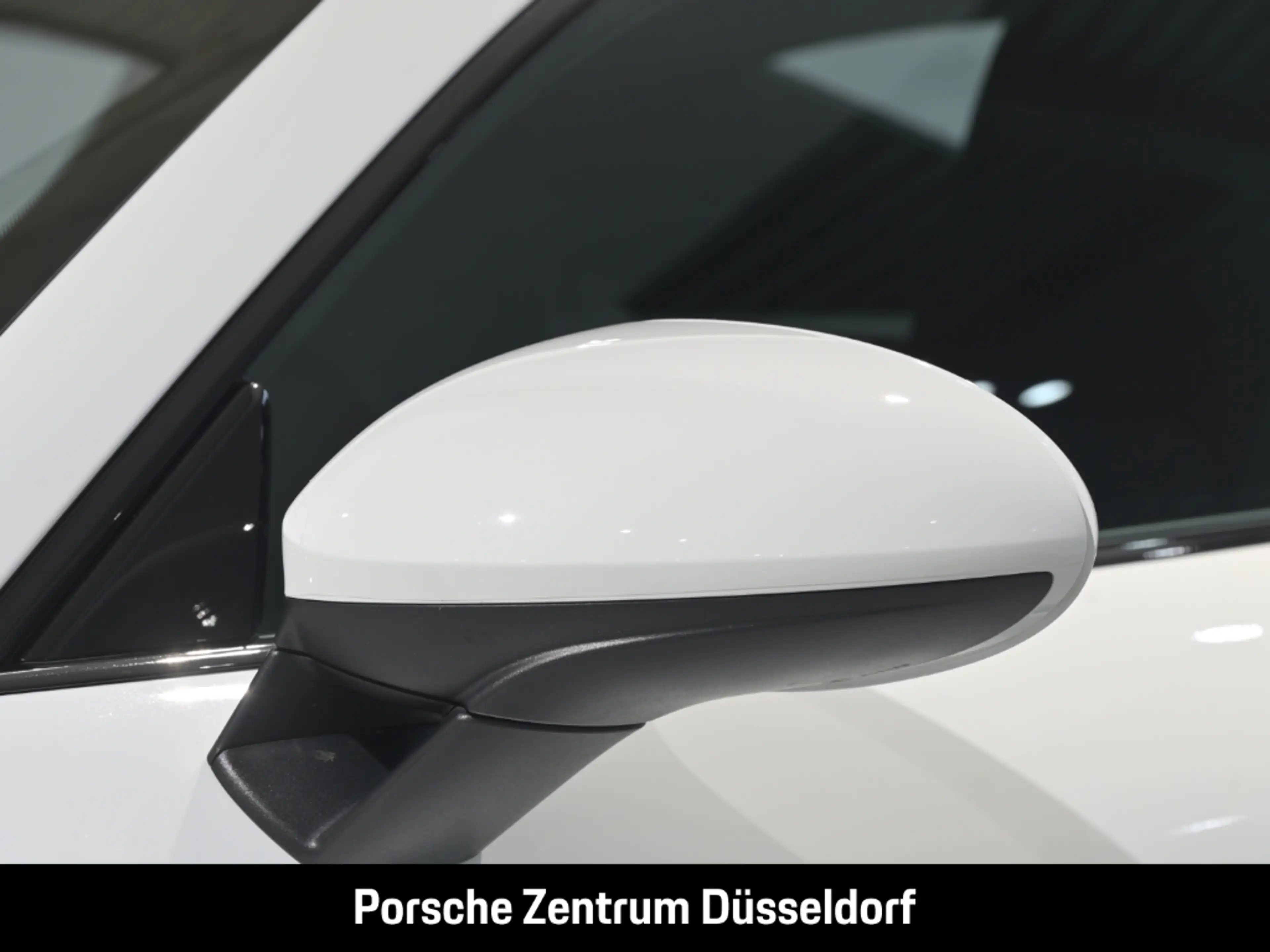 Porsche Cayman 718 S — photo 8
