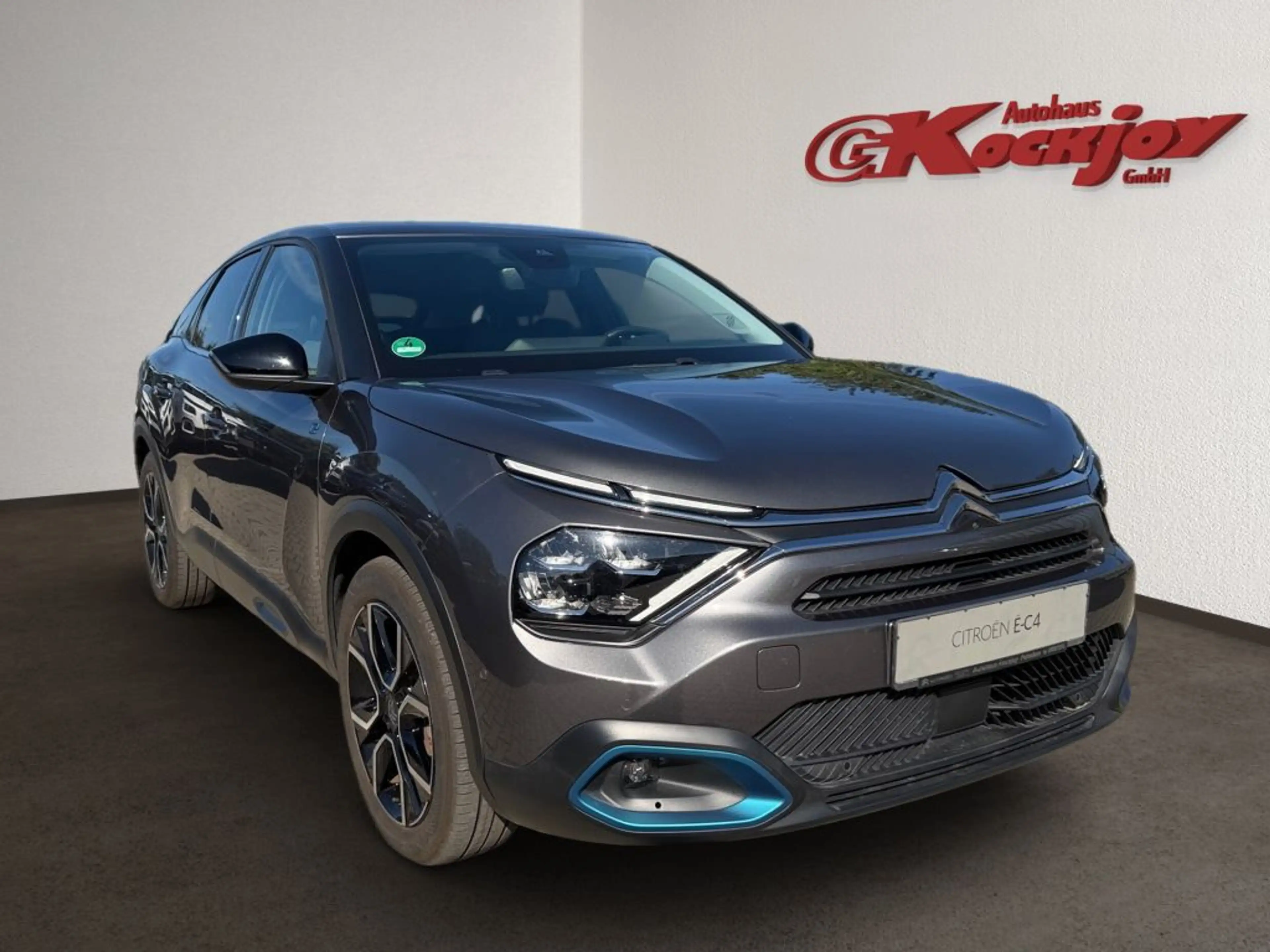 Citroen E-C4 Electric 136 SHINE — photo 10