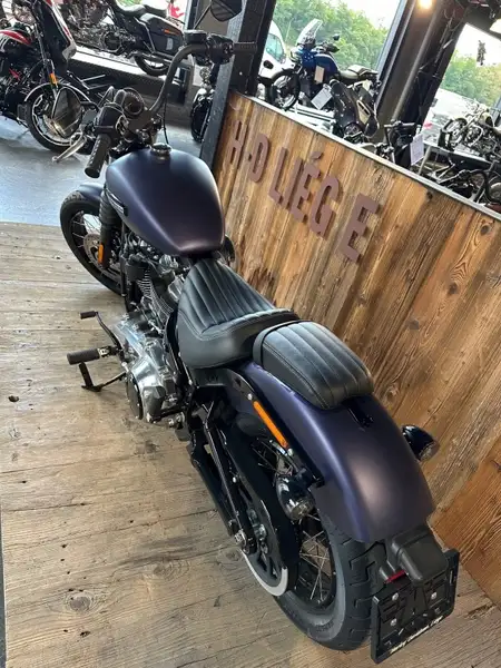 Harley-Davidson Street Bob - foto 4
