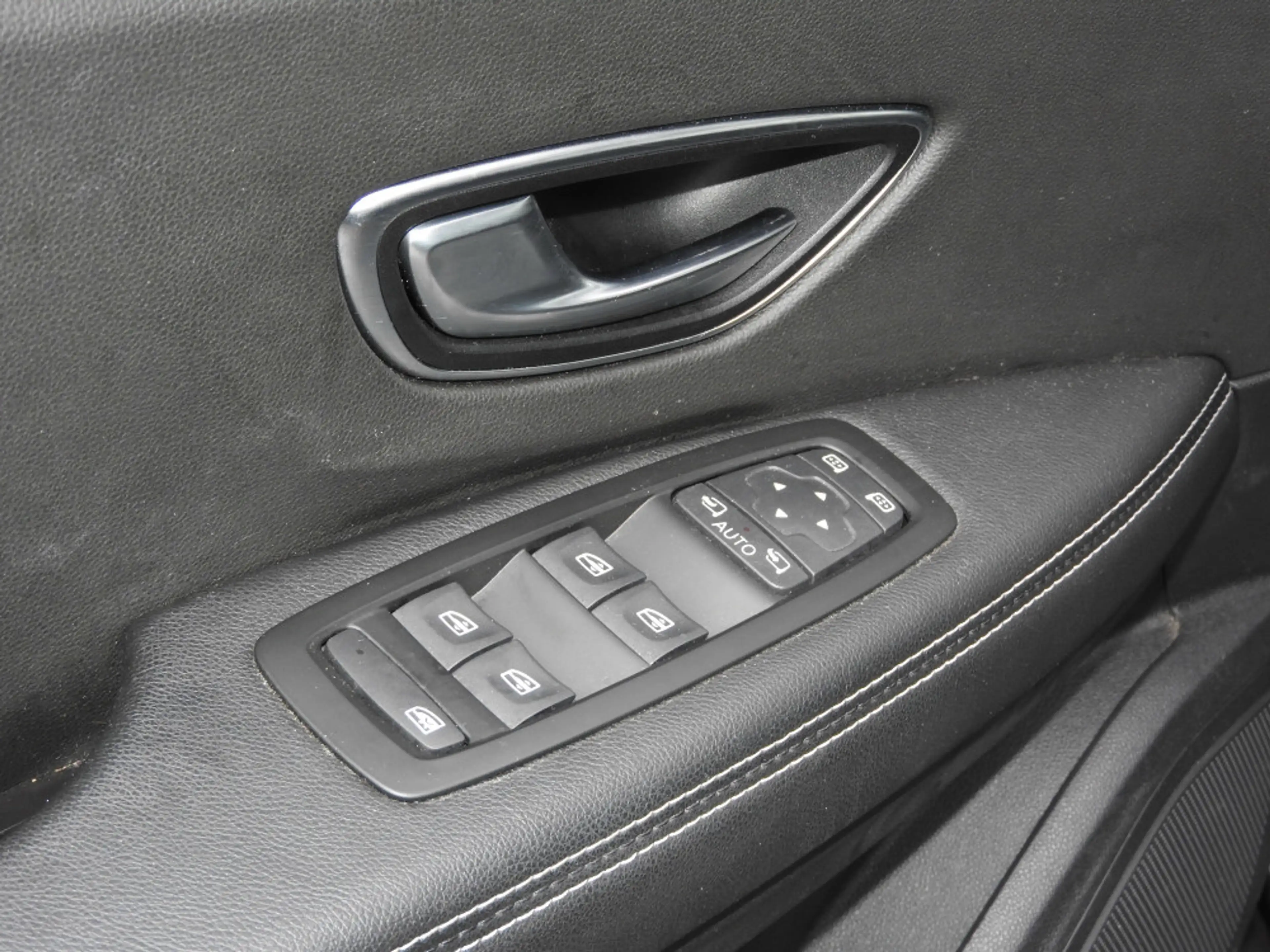 Renault Grand Scenic Grand Scénic Energy TCe 115 Business Edition — photo 13