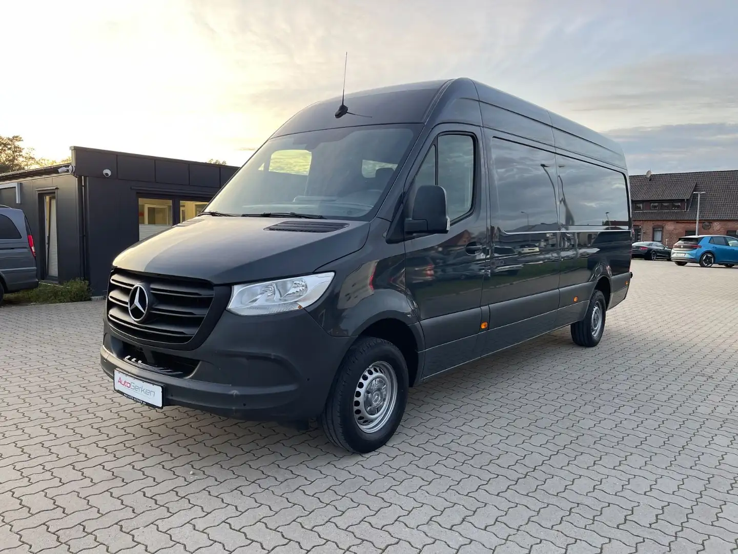 Mercedes-Benz Sprinter III Kasten Automatik 317 CDI L3 (6.96m) Grau - 1