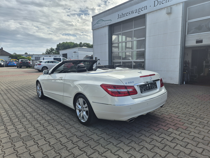 Mercedes-Benz E 350 CGI Cabrio — photo 13