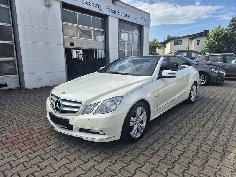 Mercedes-Benz E 350 CGI Cabrio — photo 11