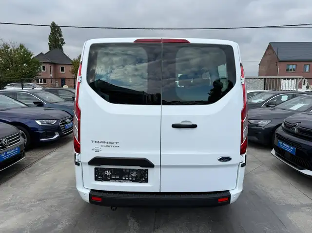 Ford Transit Custom view 6