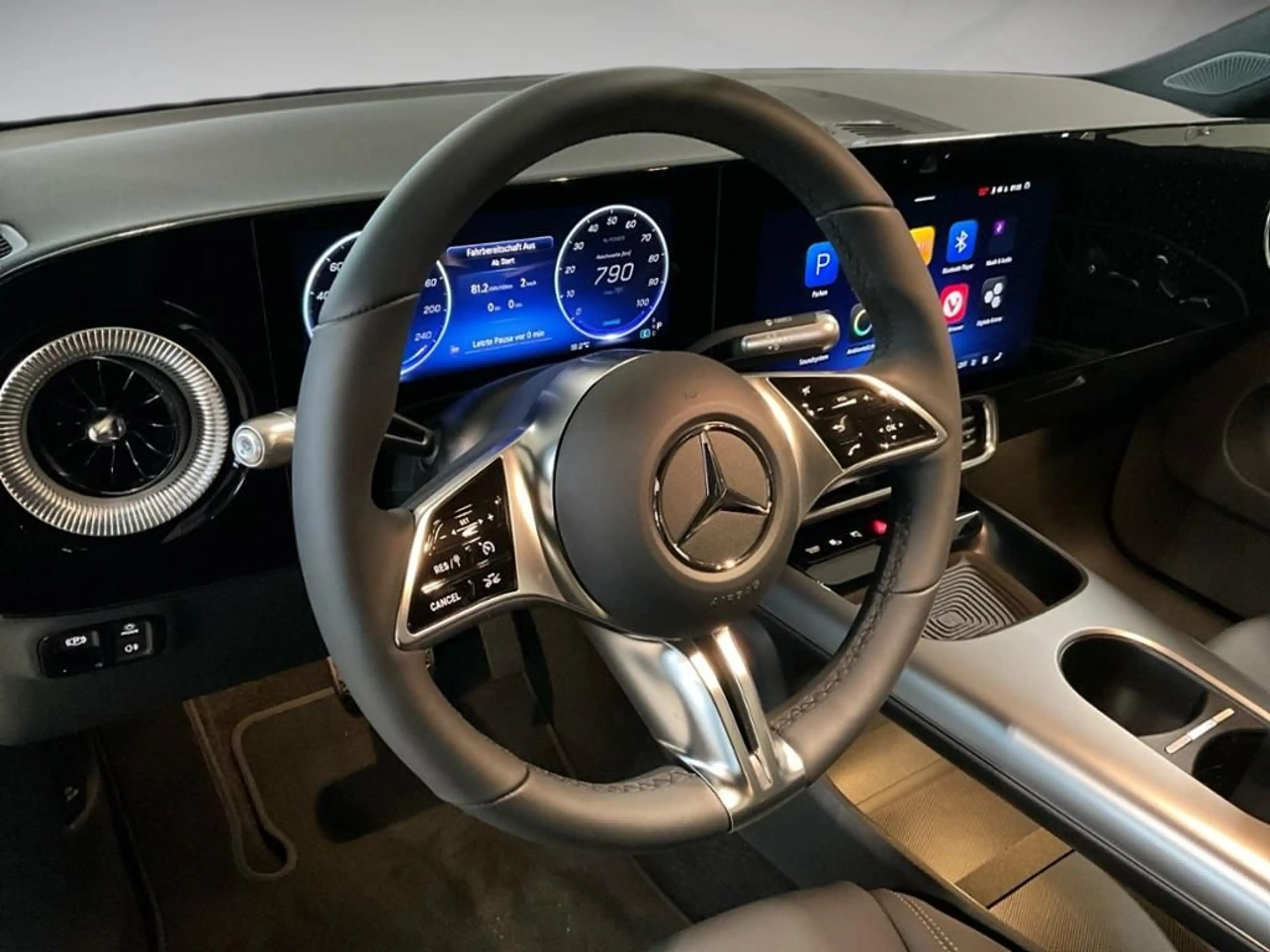 Mercedes-Benz CLA 250 + mit EQ Technologie AHK AUT DynLicht LED — photo 9