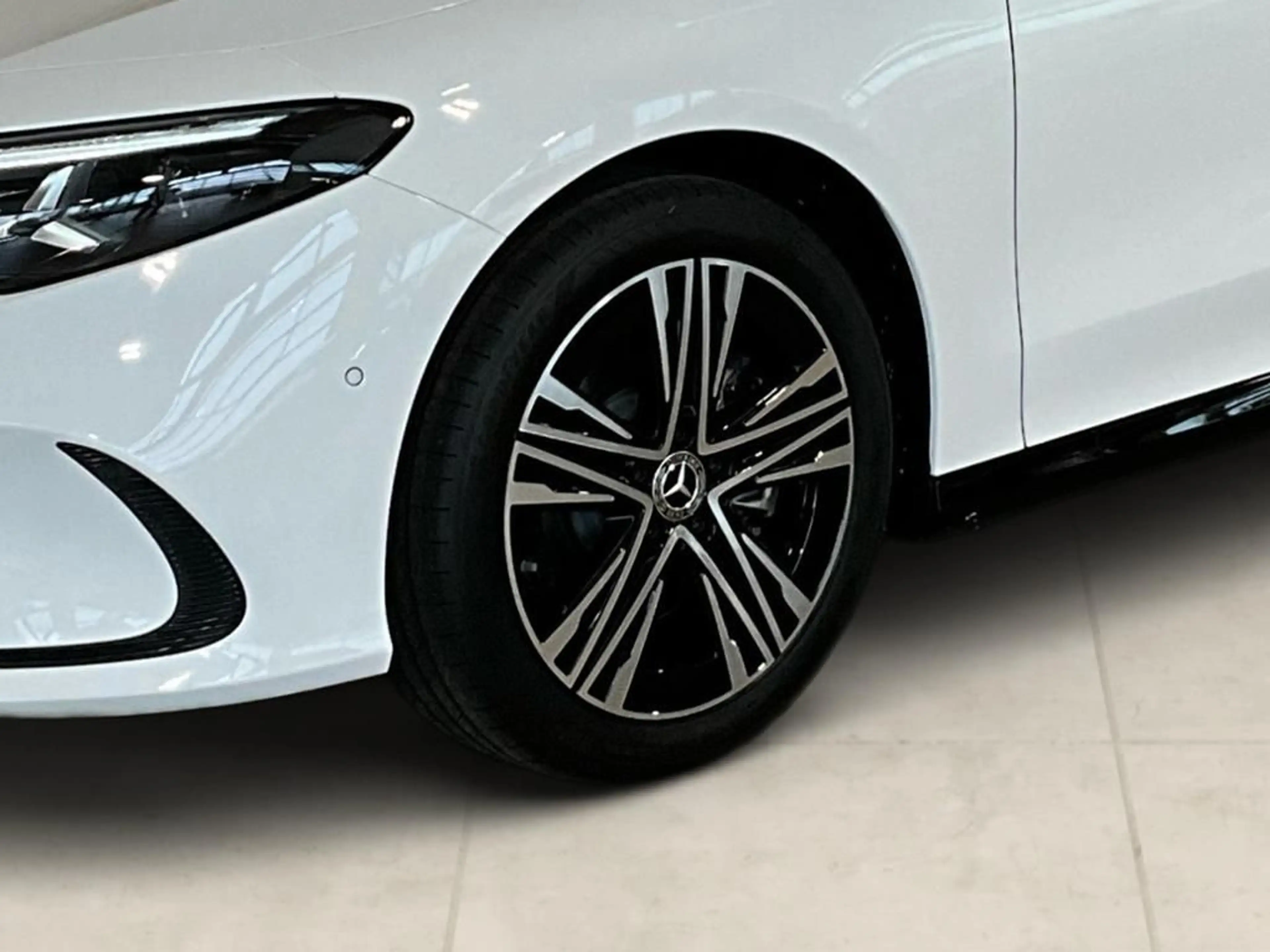 Mercedes-Benz CLA 250 + mit EQ Technologie AHK AUT DynLicht LED — photo 7