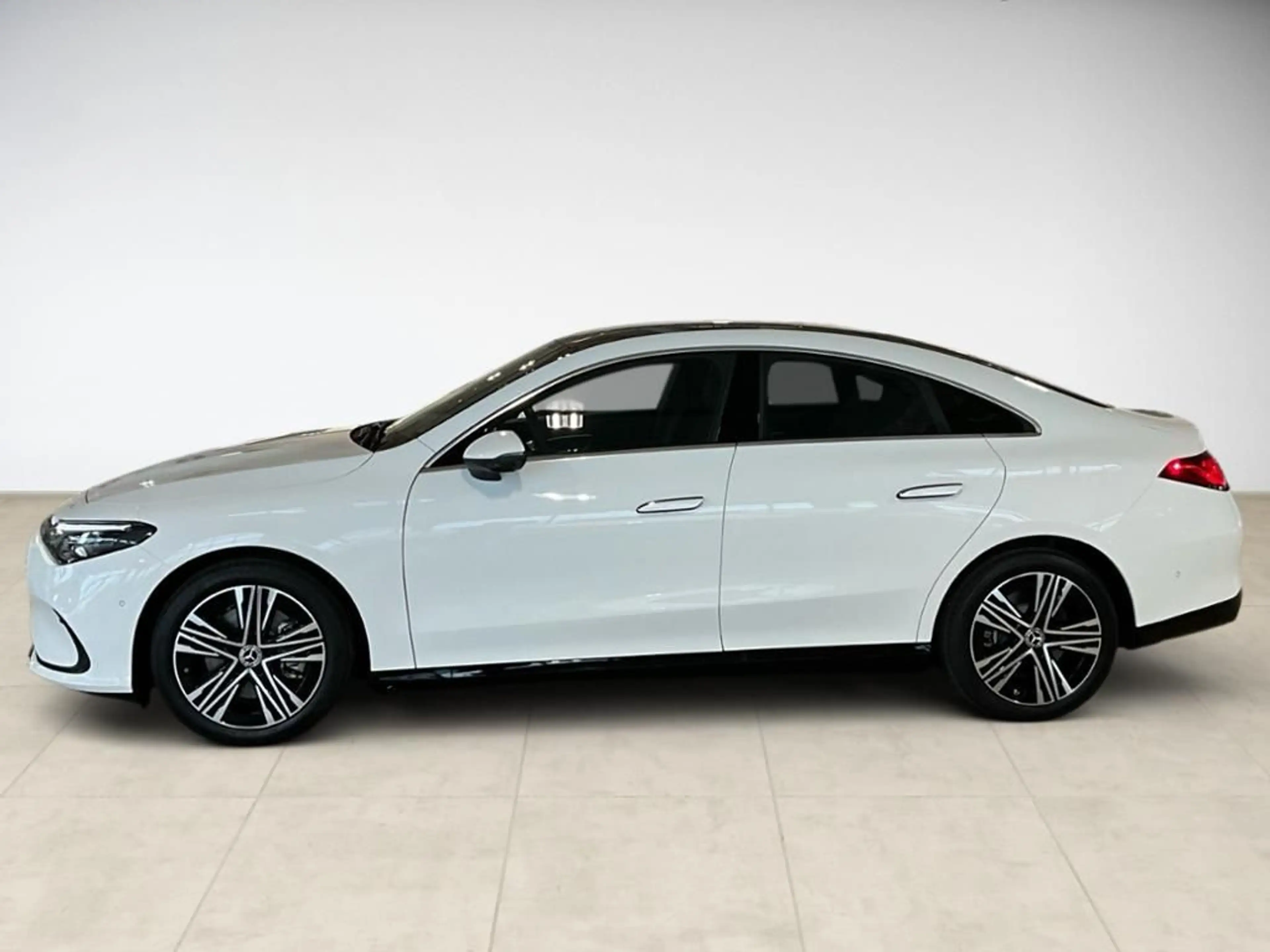 Mercedes-Benz CLA 250 + mit EQ Technologie AHK AUT DynLicht LED — photo 3