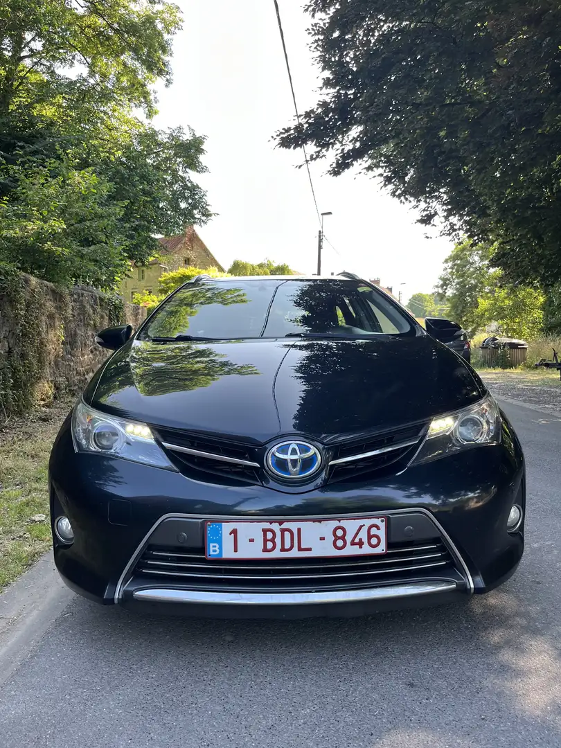 Toyota Auris 1.8 Hybrid / Carnet complet Toyota / Parfait état - 2