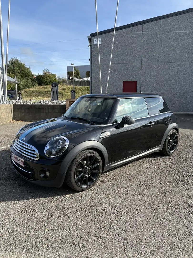 MINI Cooper D 1.6 Negru - 1