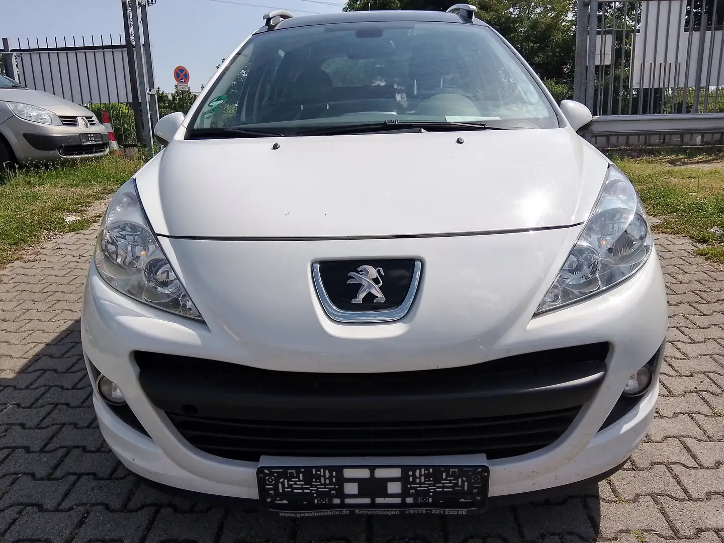 Peugeot 207 Premium Kombi LPG&BENZIN Weiß - 2