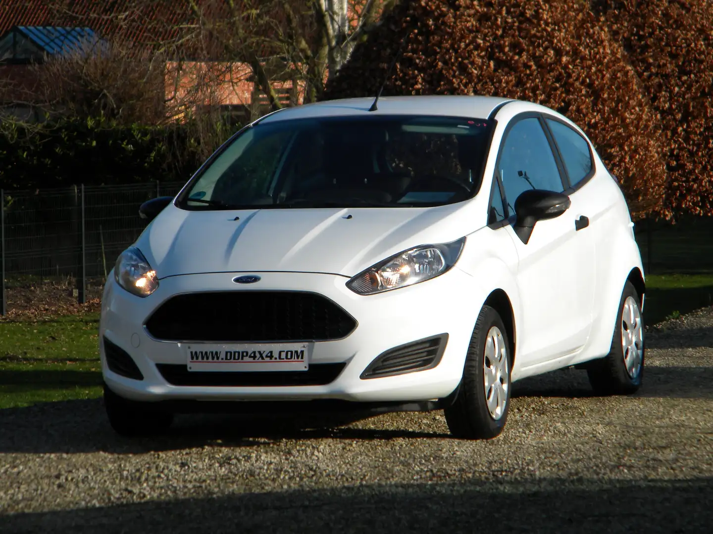 Ford Fiesta Fiesta 1.25i Trend Blanc - 2