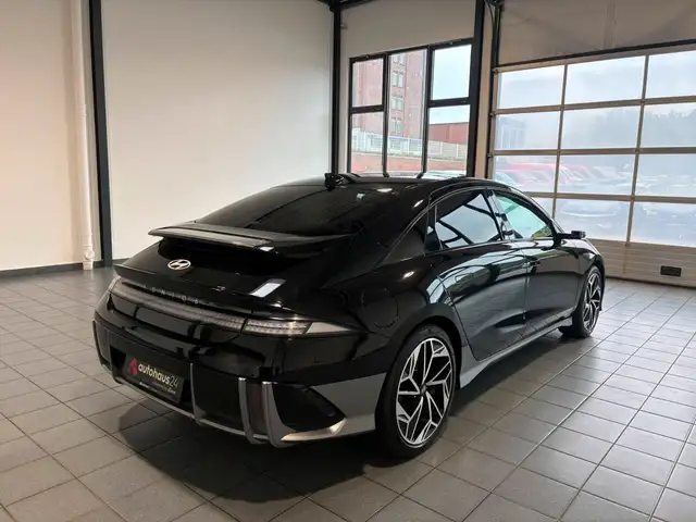Hyundai Ioniq 6 view 5