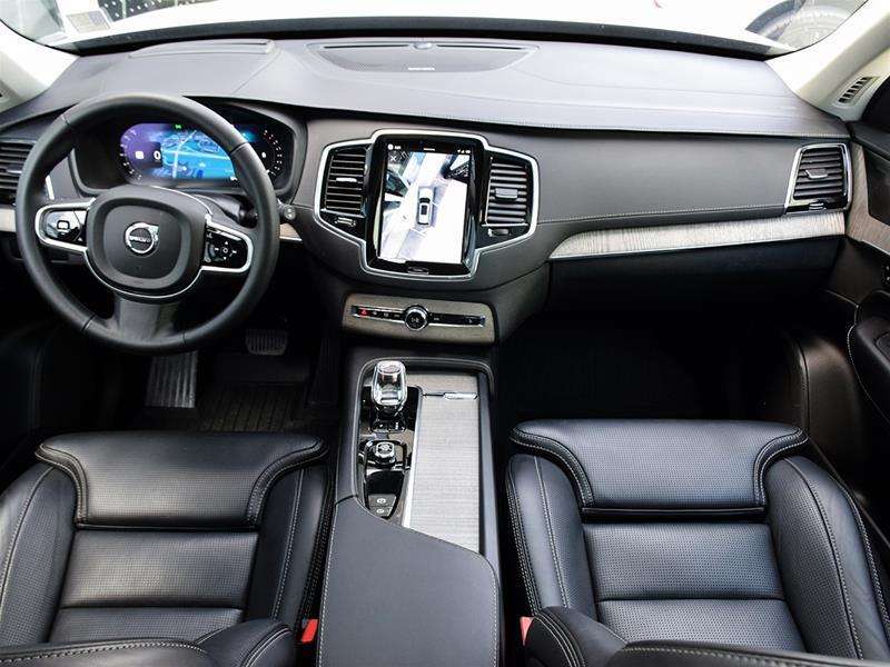 2024 Volvo XC90 B6 AWD Ultimate Bright Theme 7-Seater thumb 21